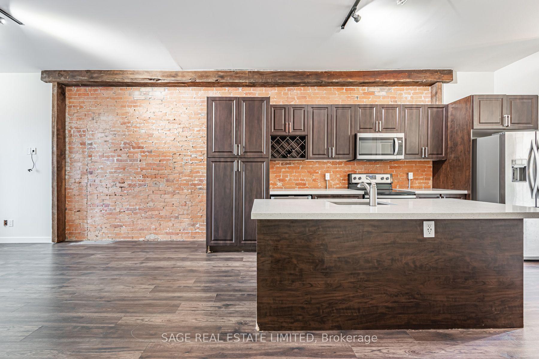 Photo 4 of Unit 8, 14 Cross Street, Hamilton, Dundas — HOMEH