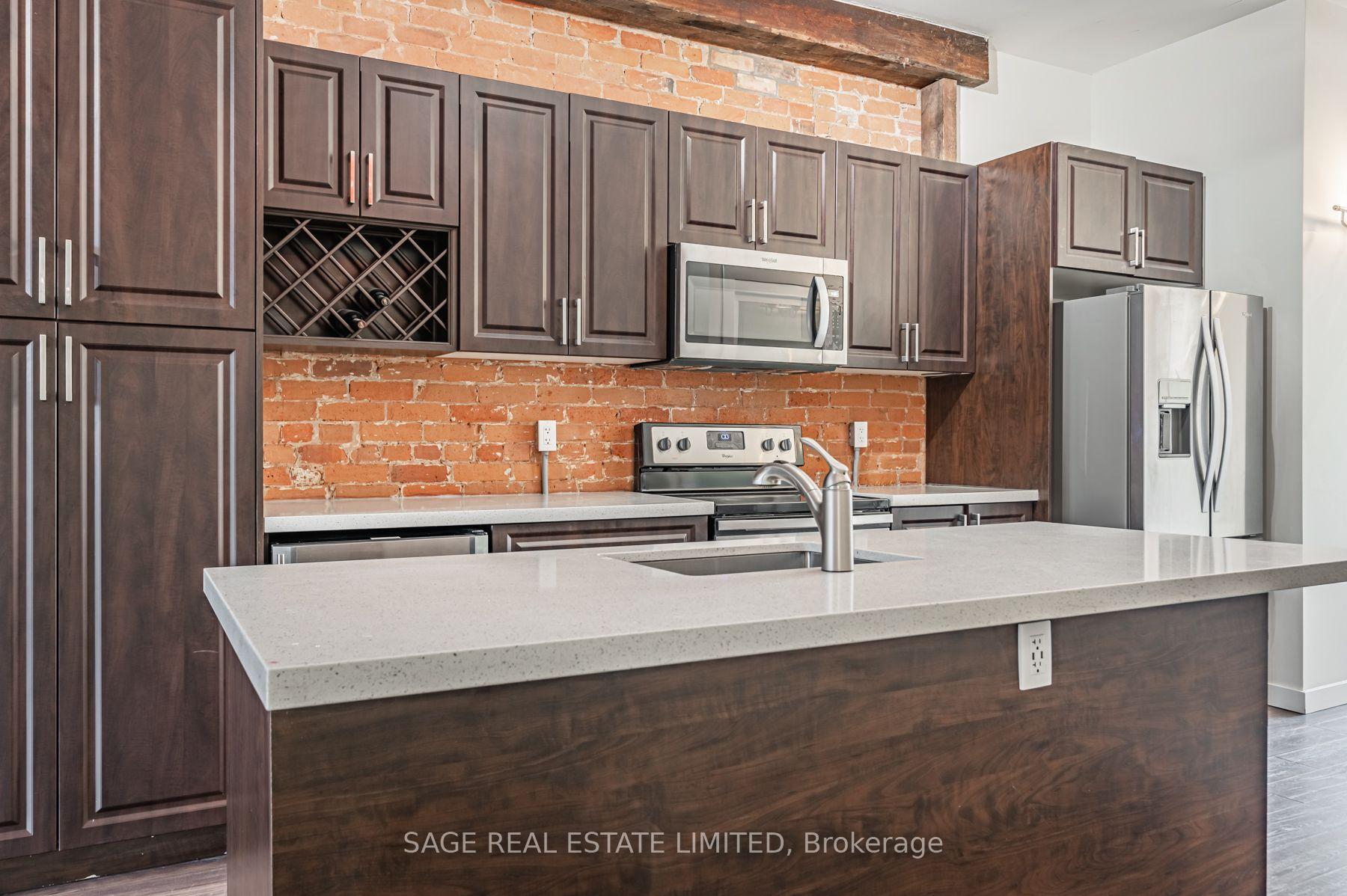 Photo 5 of Unit 8, 14 Cross Street, Hamilton, Dundas — HOMEH