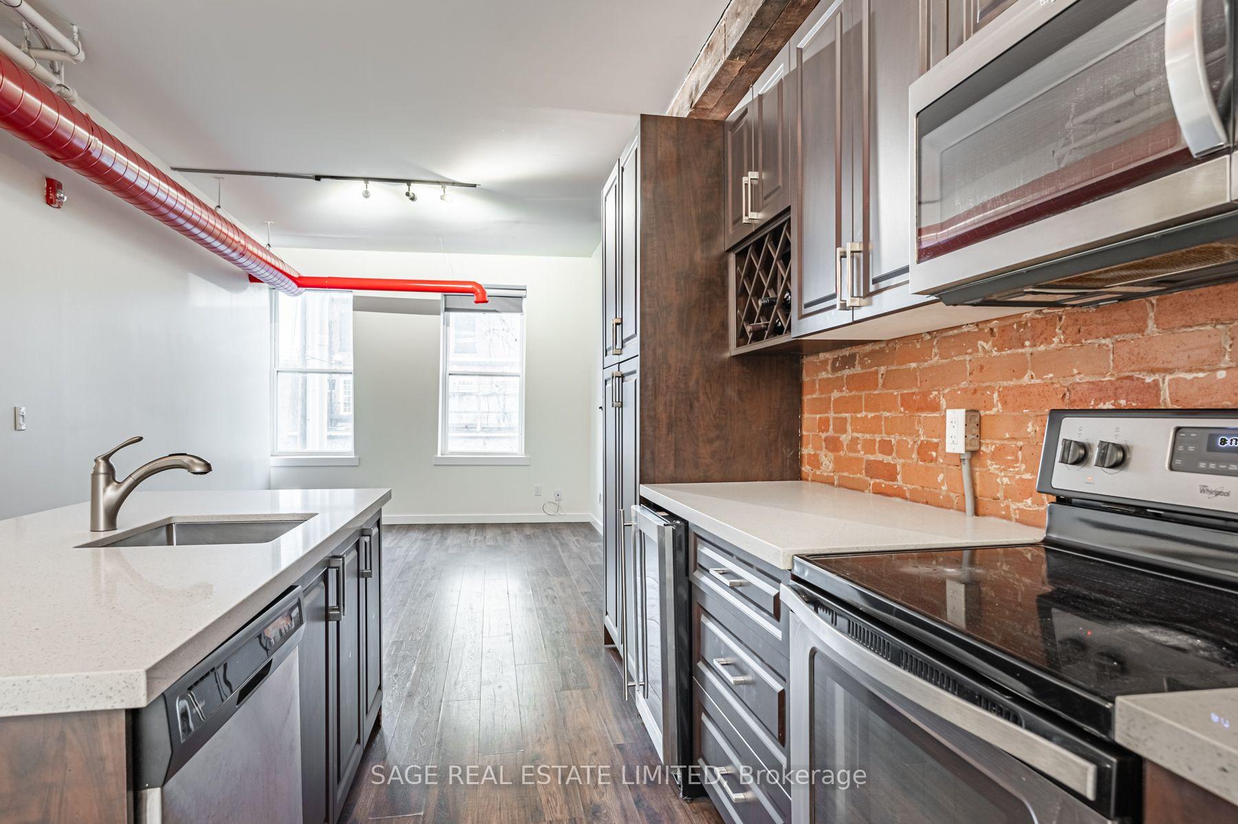Photo 7 of Unit 8, 14 Cross Street, Hamilton, Dundas — HOMEH