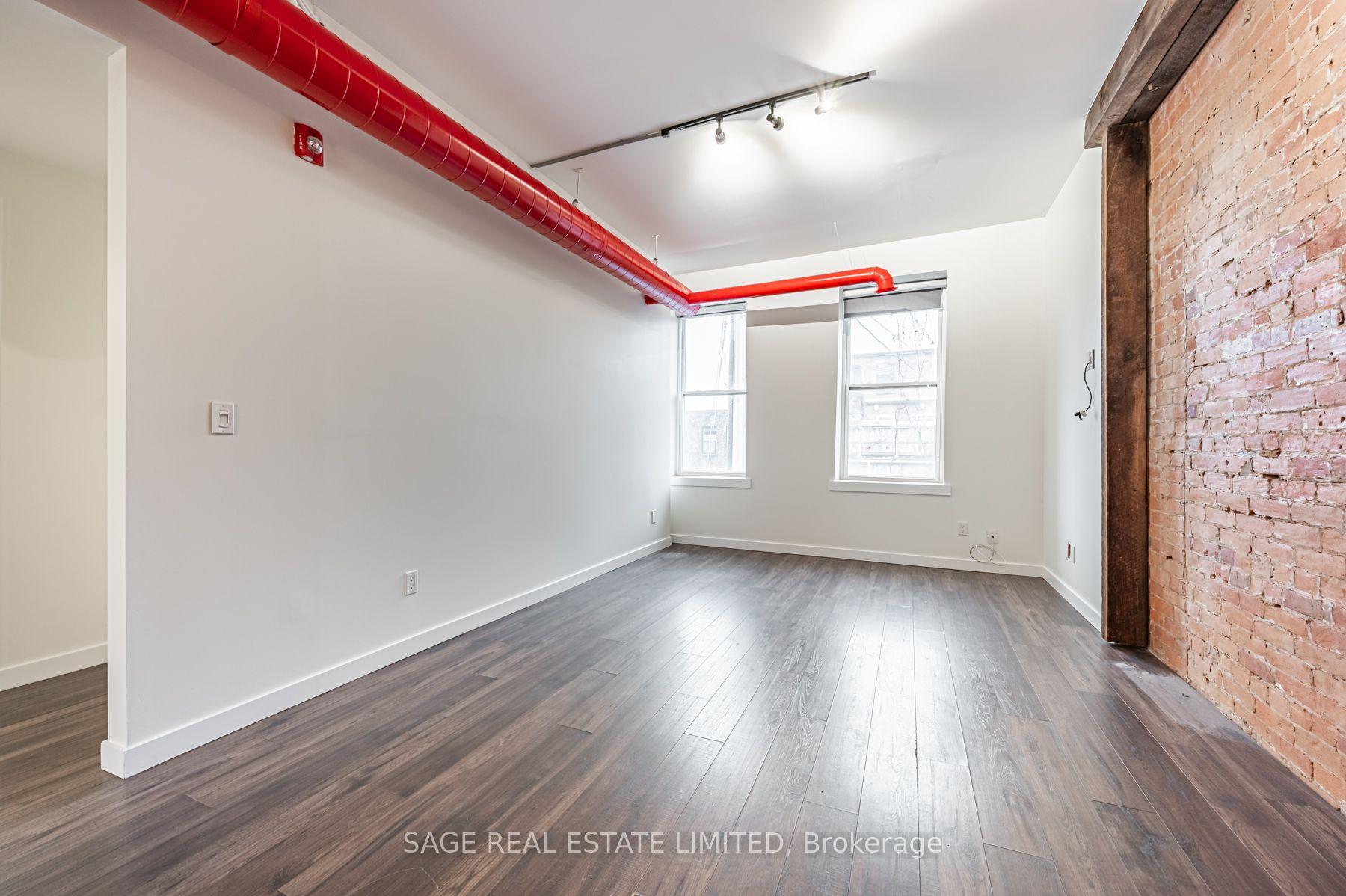 Photo 12 of Unit 8, 14 Cross Street, Hamilton, Dundas — HOMEH
