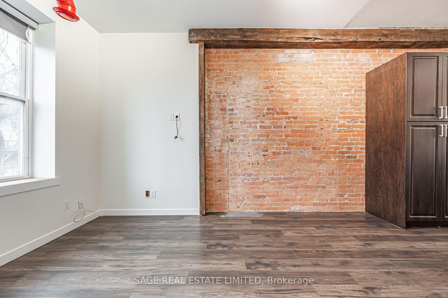 Photo 13 of Unit 8, 14 Cross Street, Hamilton, Dundas — HOMEH