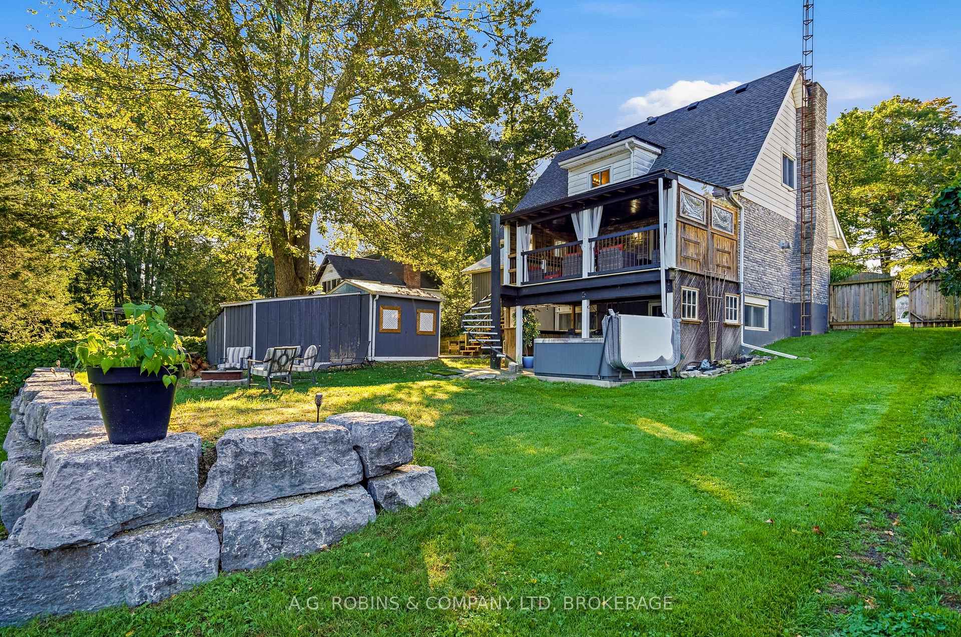 Photo 57 of 10448 Lakeshore Road, Wainfleet, Lakeshore — HOMEH