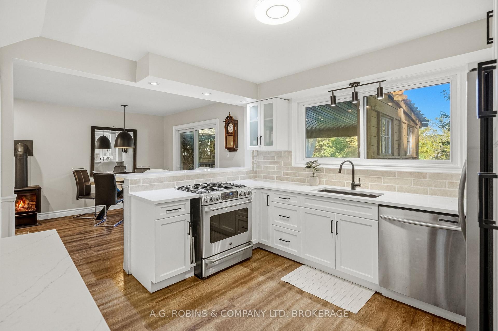Photo 25 of 10448 Lakeshore Road, Wainfleet, Lakeshore — HOMEH