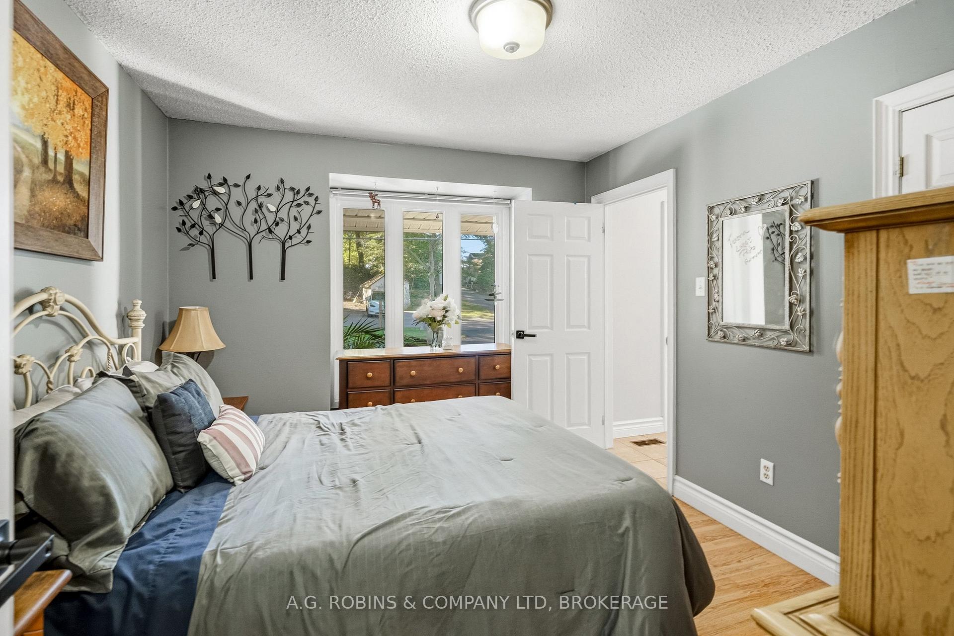 Photo 29 of 10448 Lakeshore Road, Wainfleet, Lakeshore — HOMEH