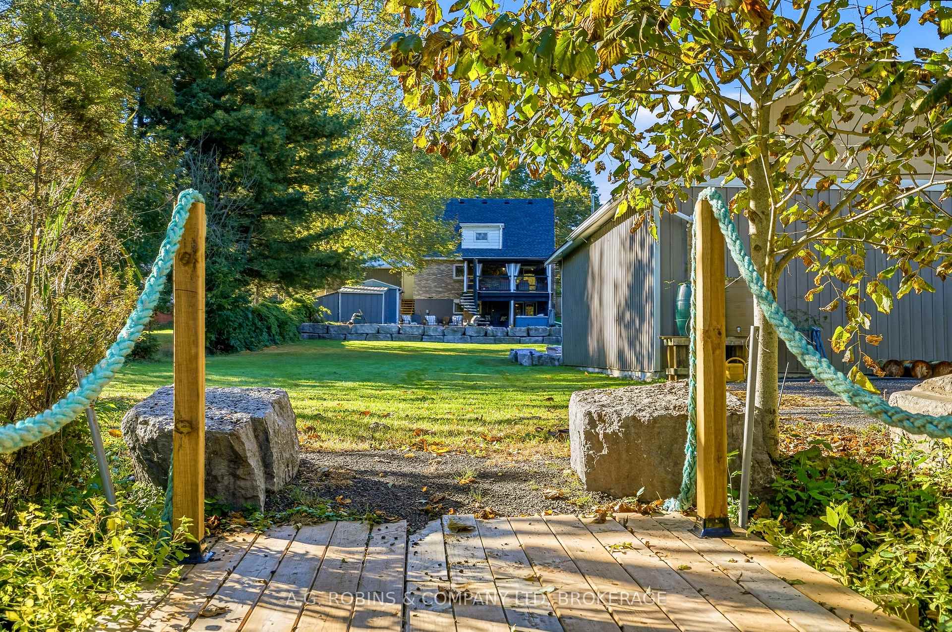 Photo 53 of 10448 Lakeshore Road, Wainfleet, Lakeshore — HOMEH