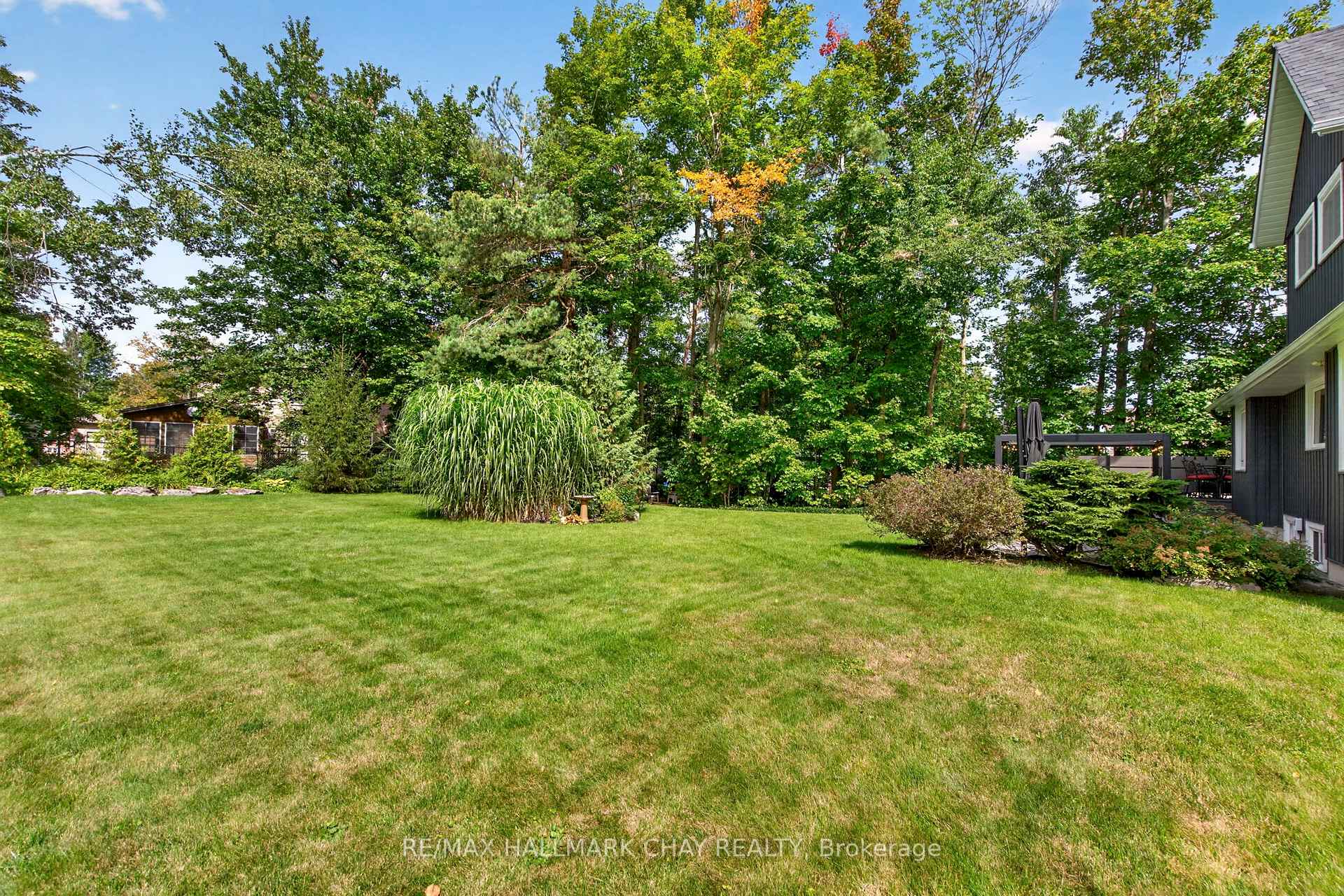 Photo 28 of 12 Nordic Trail, Oro-Medonte, Horseshoe Valley — HOMEH