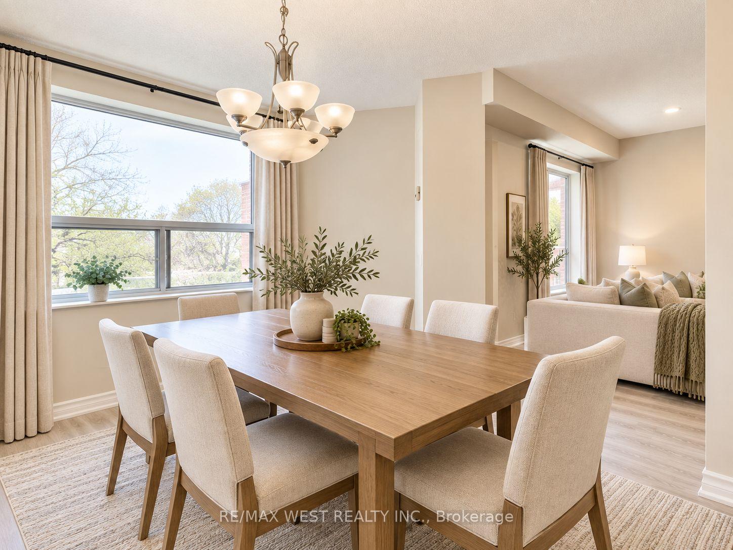 Photo 4 of Unit 306, 4062 Lawrence Avenue E, Scarborough, West Hill — HOMEH
