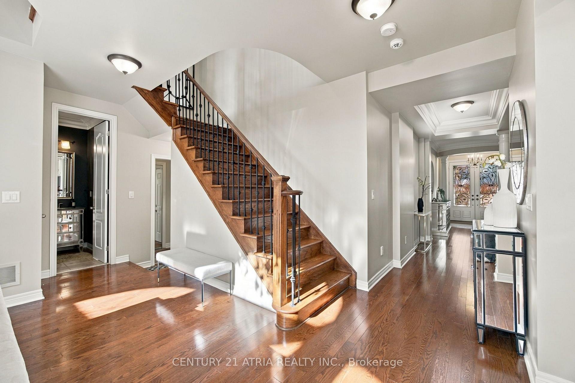 Photo 11 of 48 William Bowes Boulevard, Vaughan, Maple — HOMEH