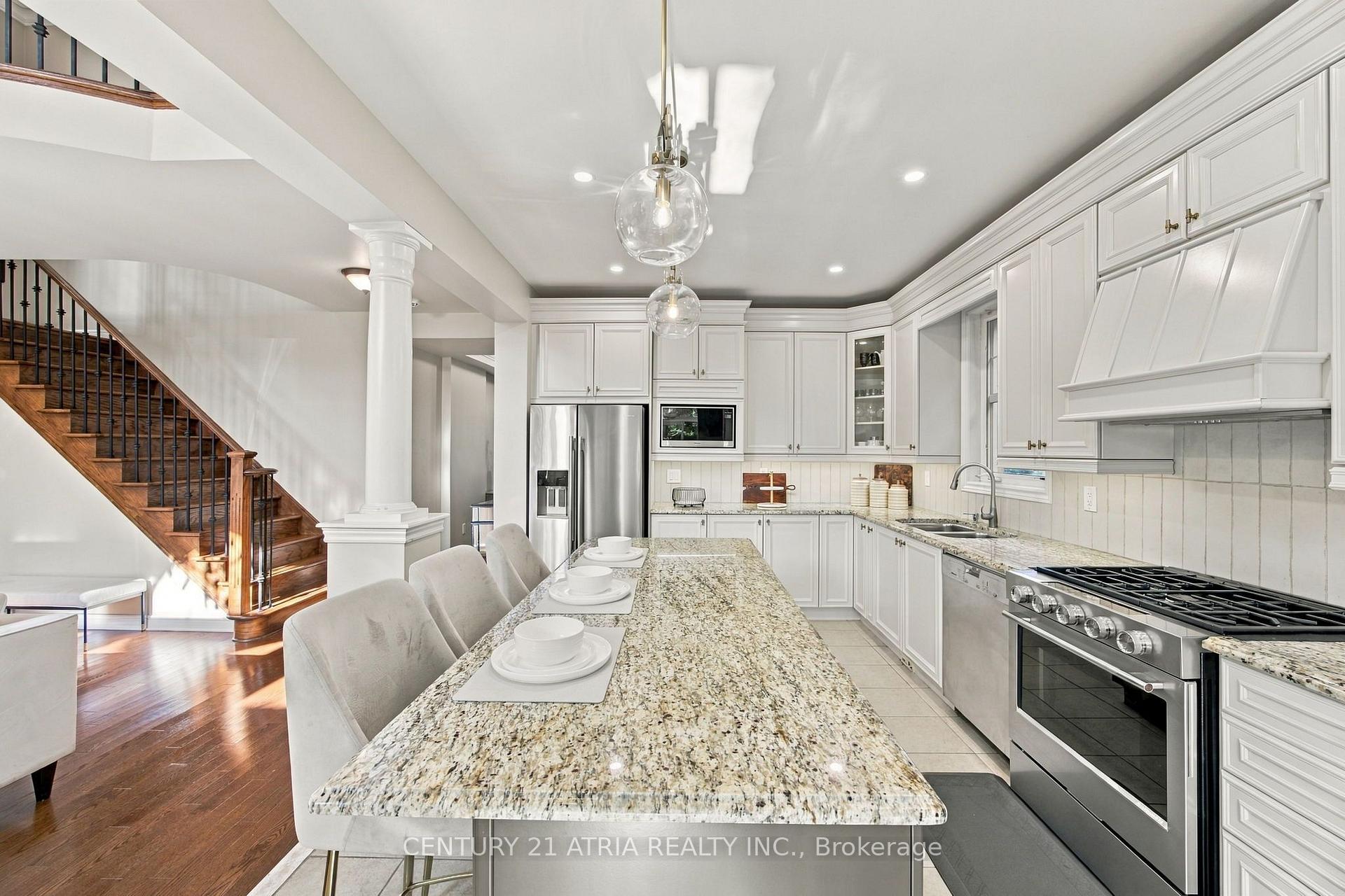 Photo 18 of 48 William Bowes Boulevard, Vaughan, Maple — HOMEH