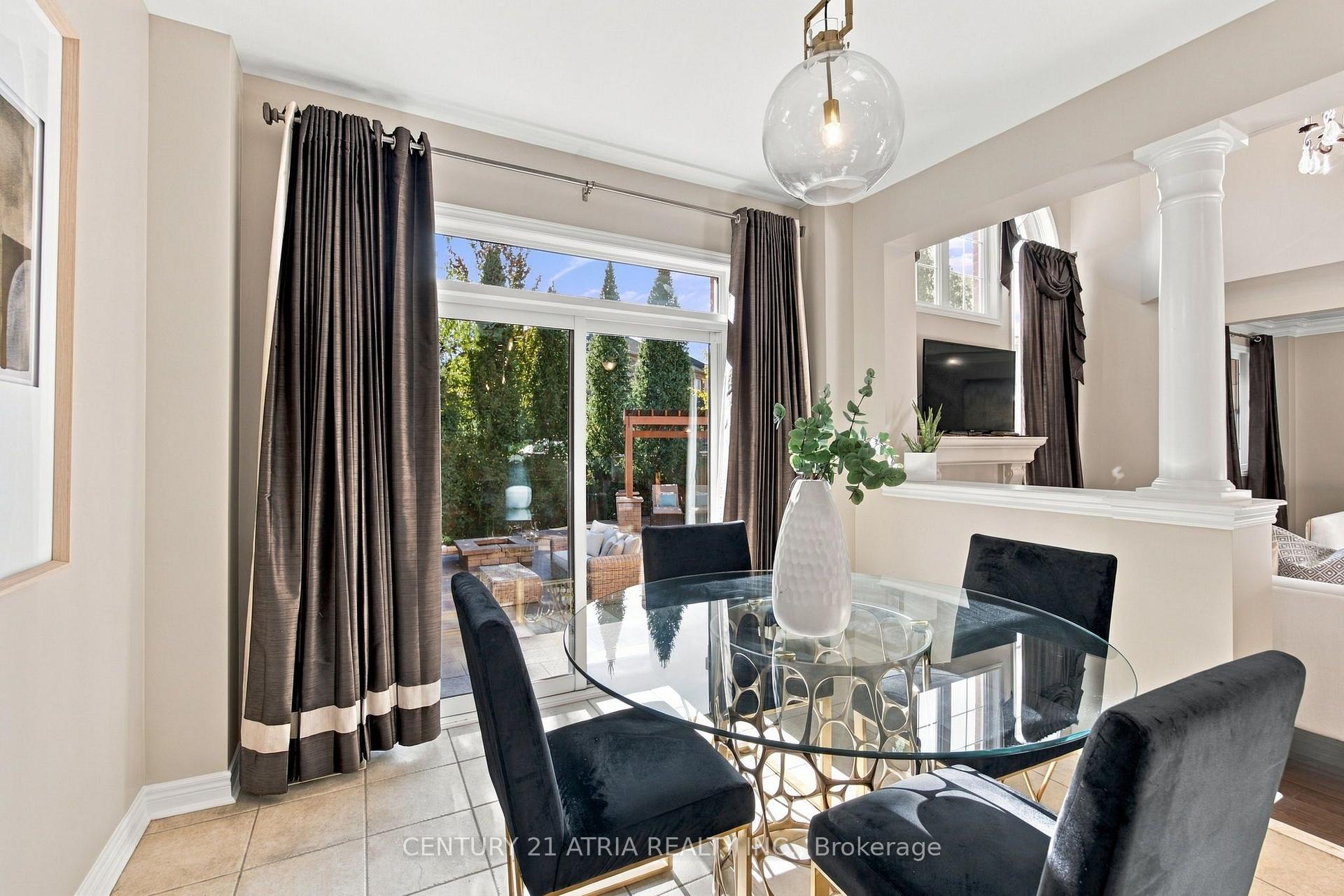 Photo 20 of 48 William Bowes Boulevard, Vaughan, Maple — HOMEH