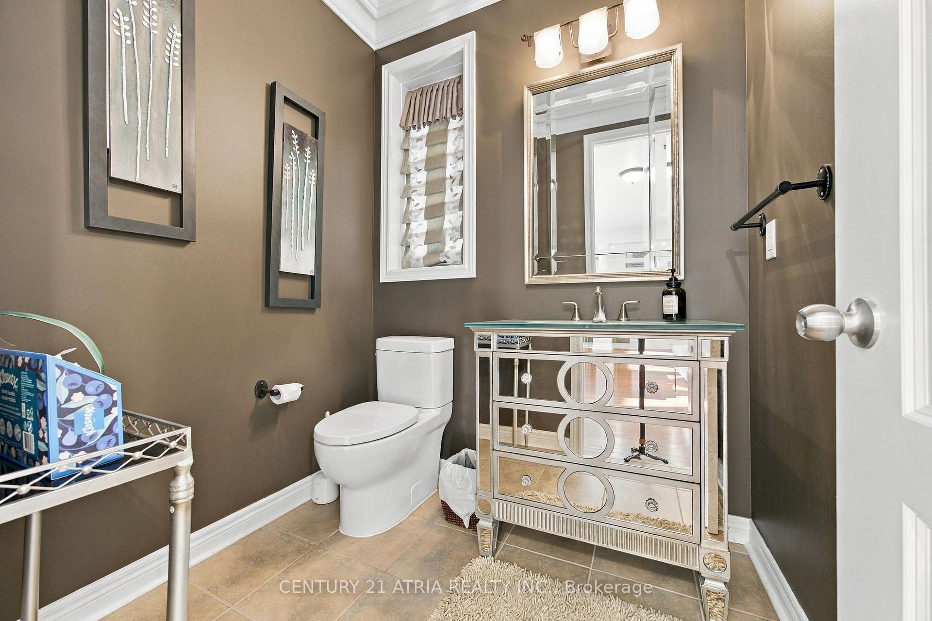 Photo 24 of 48 William Bowes Boulevard, Vaughan, Maple — HOMEH