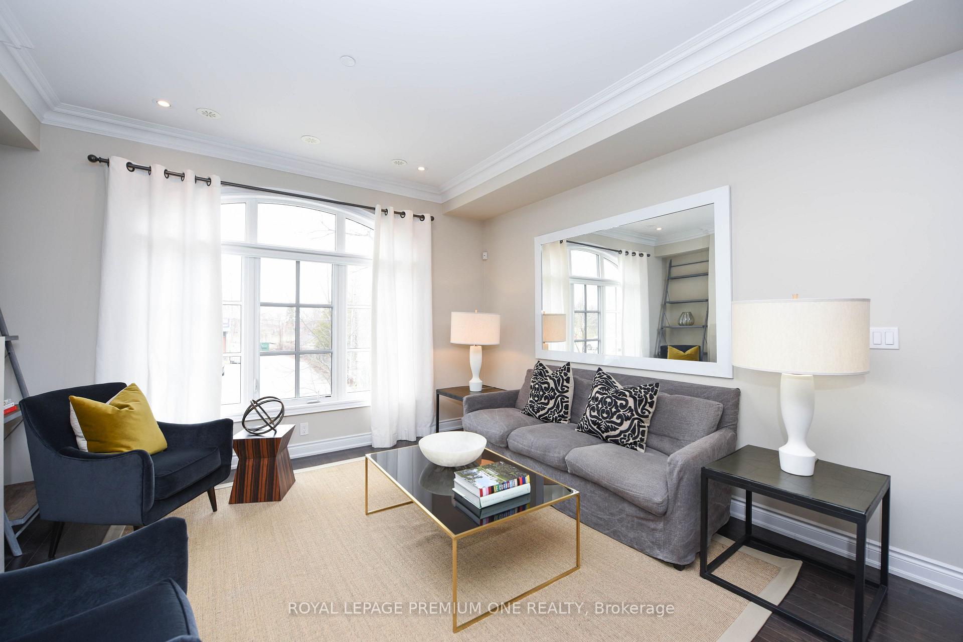 Photo 15 of 6A Acorn Avenue, Etobicoke, Islington-City Centre West — HOMEH