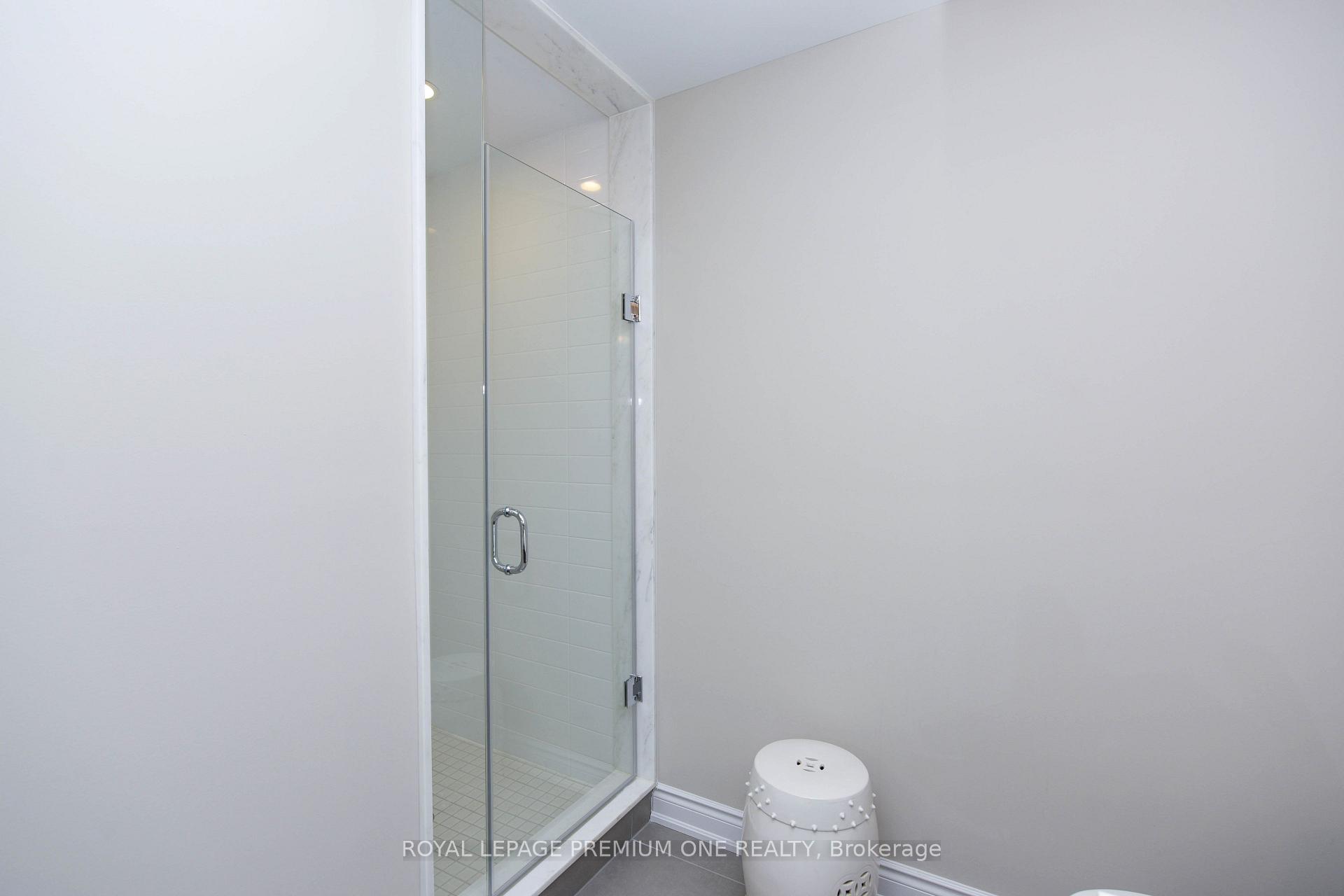 Photo 32 of 6A Acorn Avenue, Etobicoke, Islington-City Centre West — HOMEH