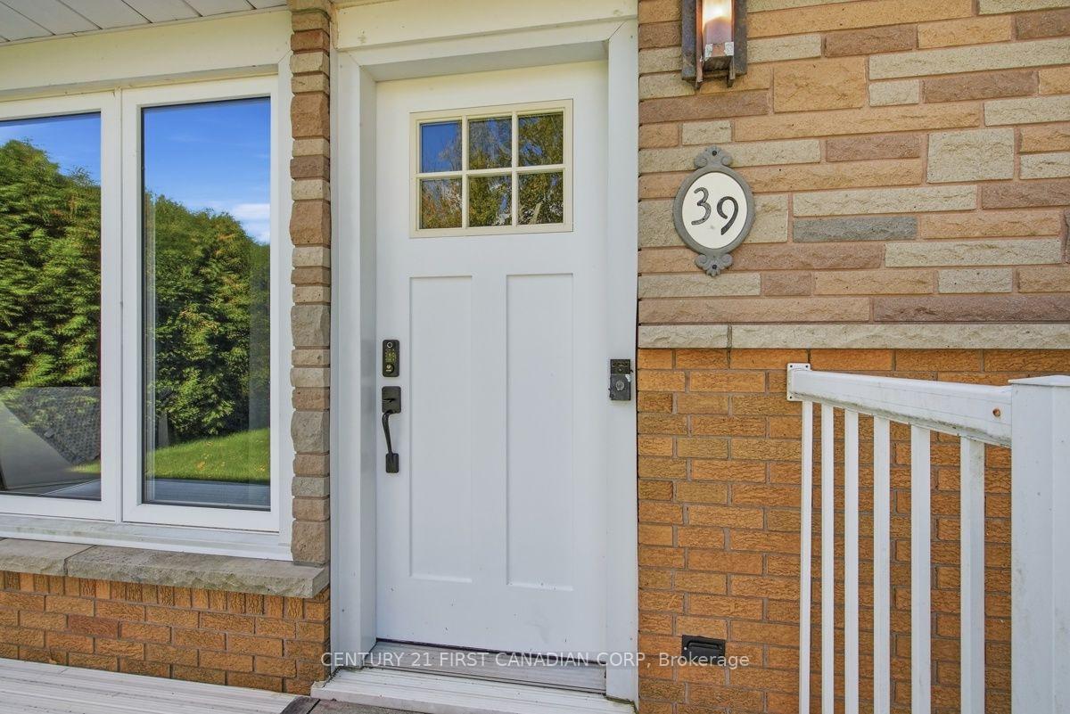 Photo 4 of 39 Dale Drive, Thames Centre, Dorchester — HOMEH
