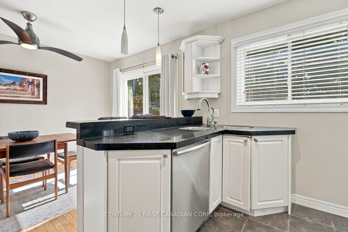 Photo 15 of 39 Dale Drive, Thames Centre, Dorchester — HOMEH