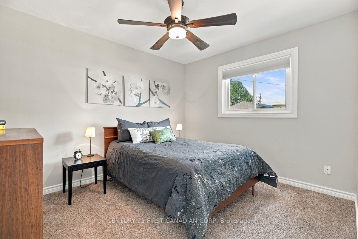 Photo 16 of 39 Dale Drive, Thames Centre, Dorchester — HOMEH