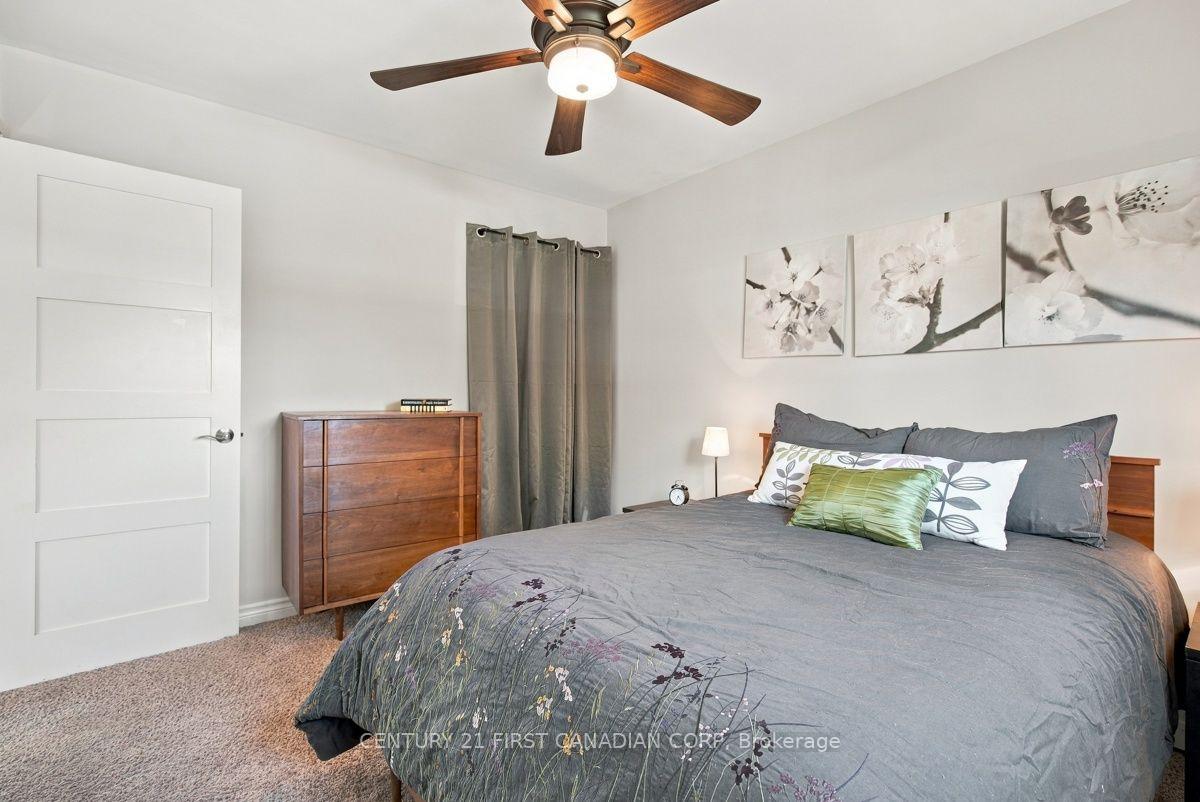 Photo 17 of 39 Dale Drive, Thames Centre, Dorchester — HOMEH
