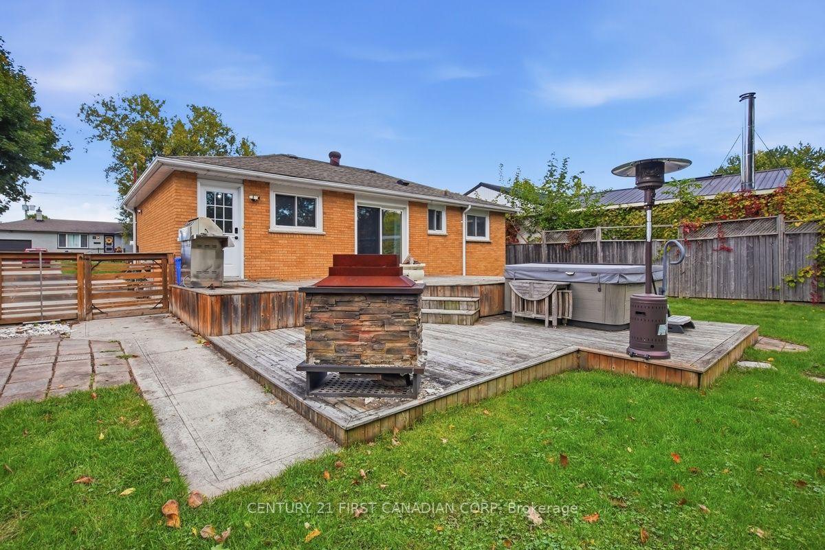 Photo 29 of 39 Dale Drive, Thames Centre, Dorchester — HOMEH