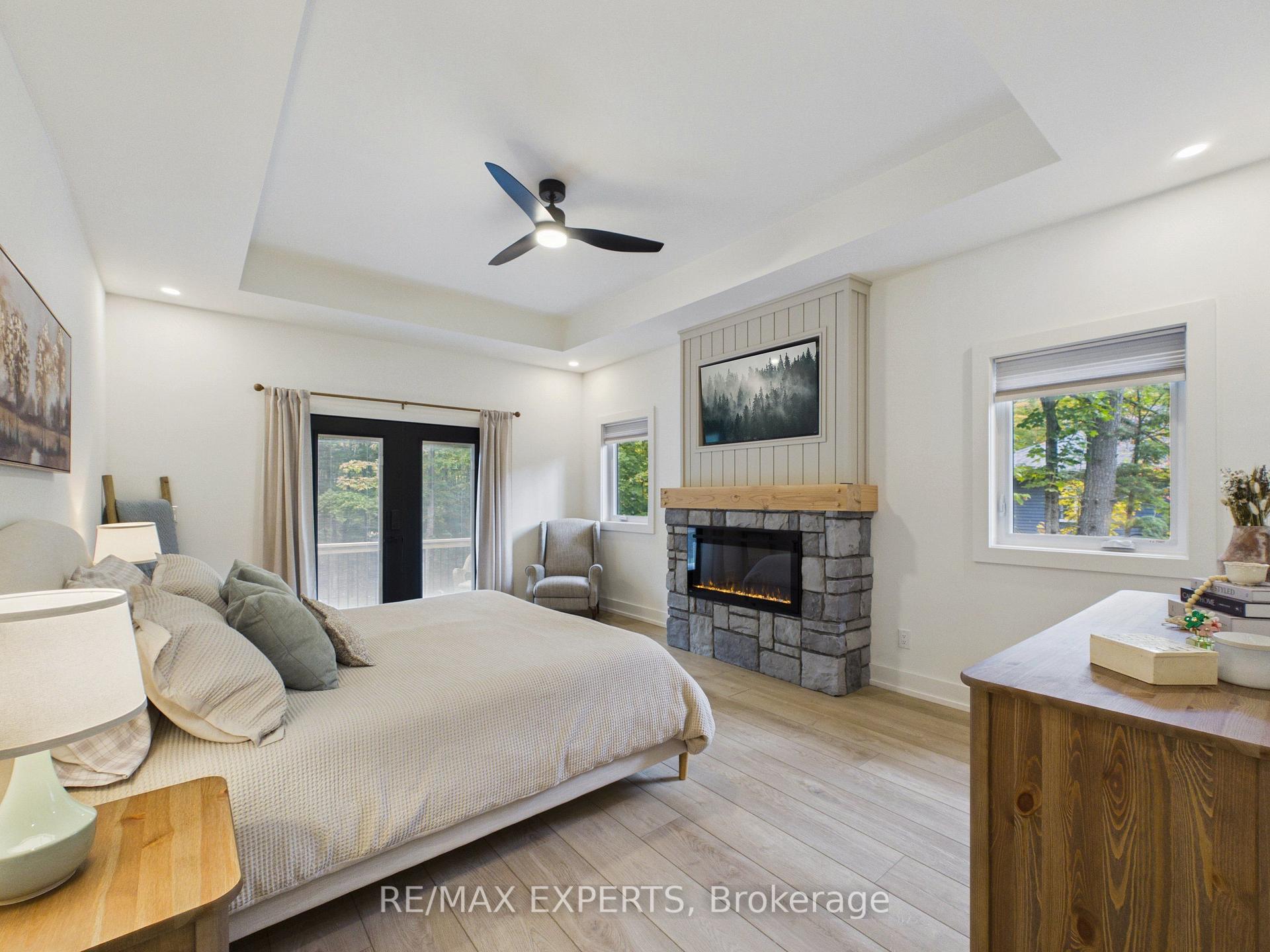 Photo 4 of 1072 Xavier Street, Gravenhurst, Morrison — HOMEH
