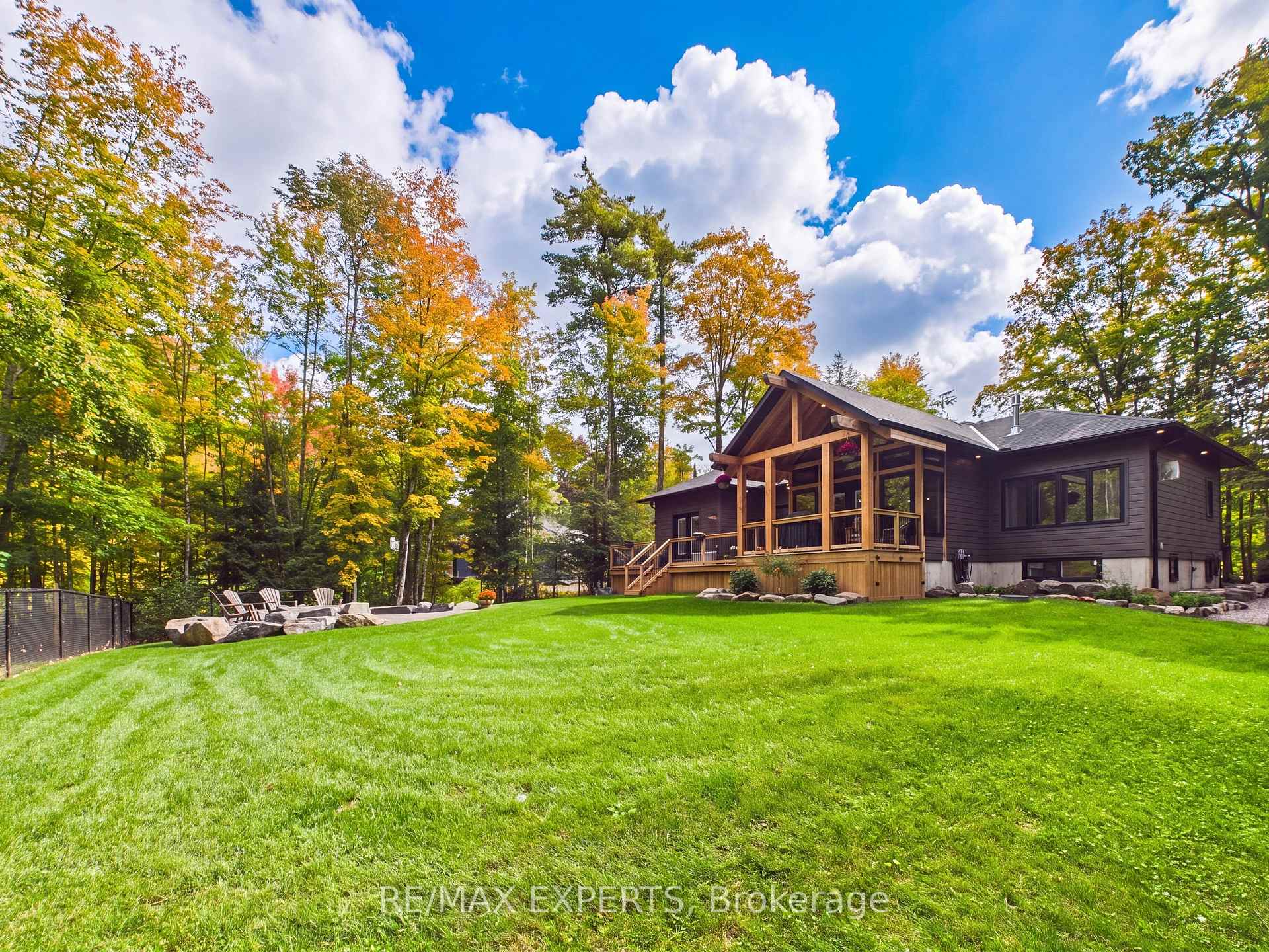 Photo 41 of 1072 Xavier Street, Gravenhurst, Morrison — HOMEH
