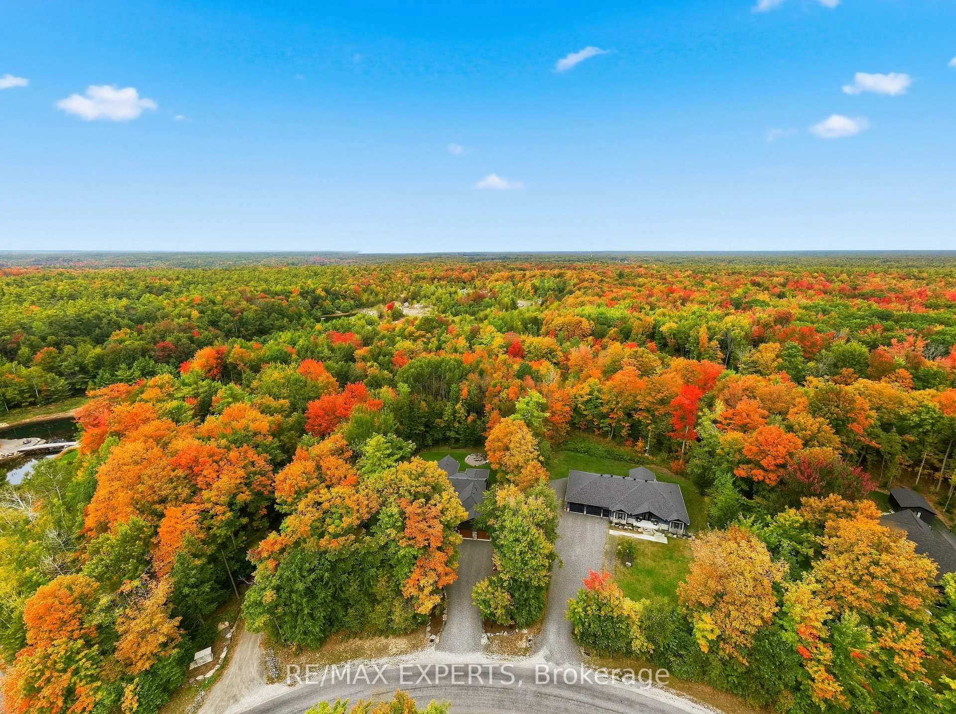 Photo 45 of 1072 Xavier Street, Gravenhurst, Morrison — HOMEH
