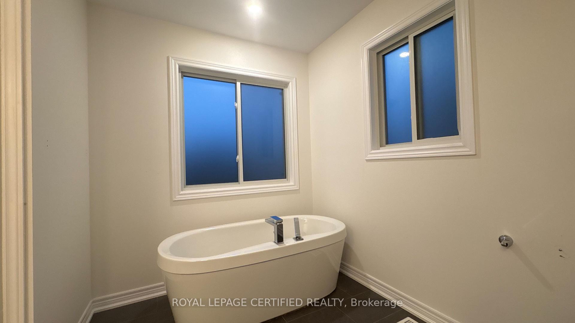 Photo 31 of 11 Alicia Crescent, Thorold, Hurricane/Merrittville — HOMEH