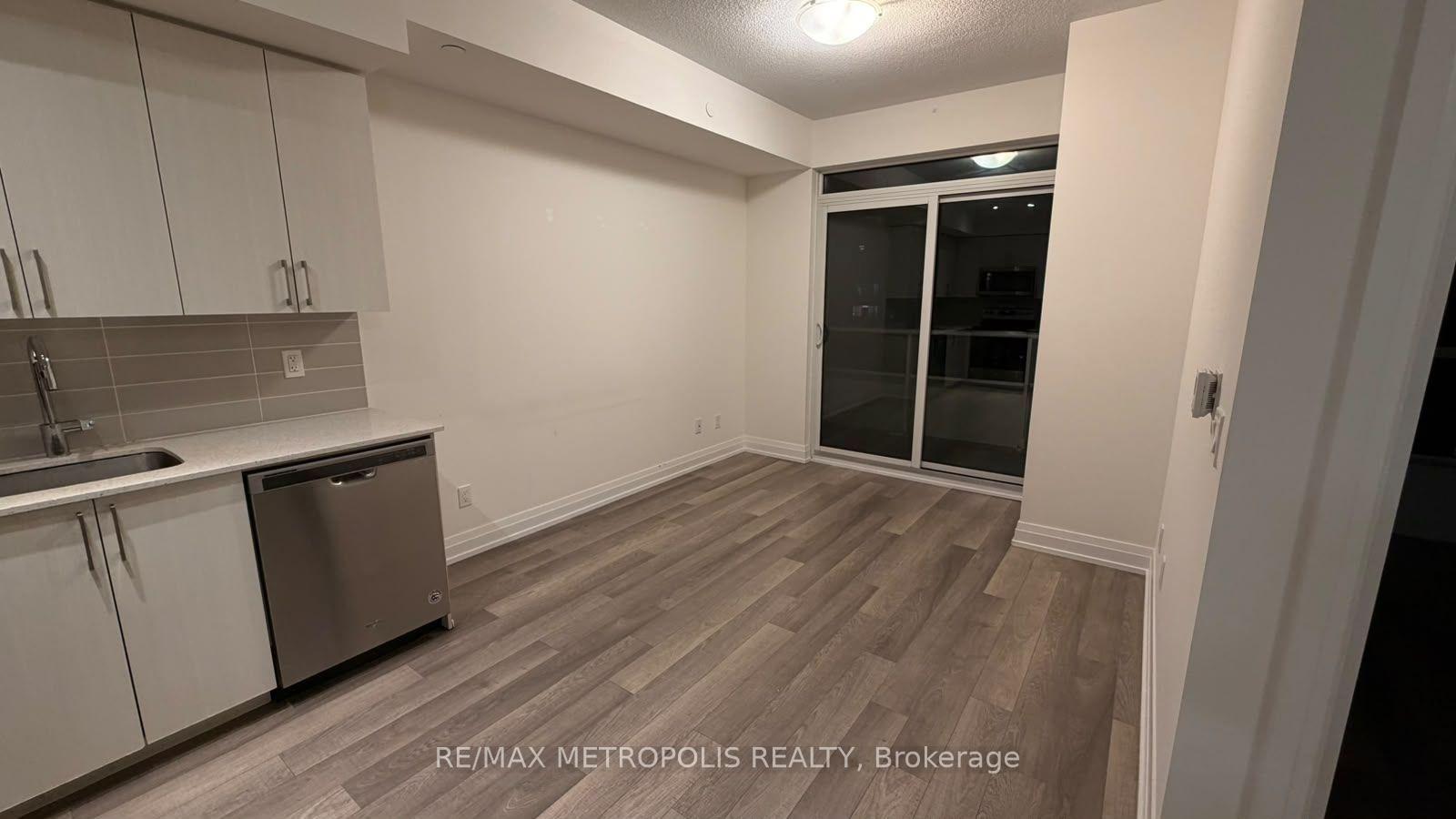 Photo of Unit 517, 3121 Sheppard Avenue E