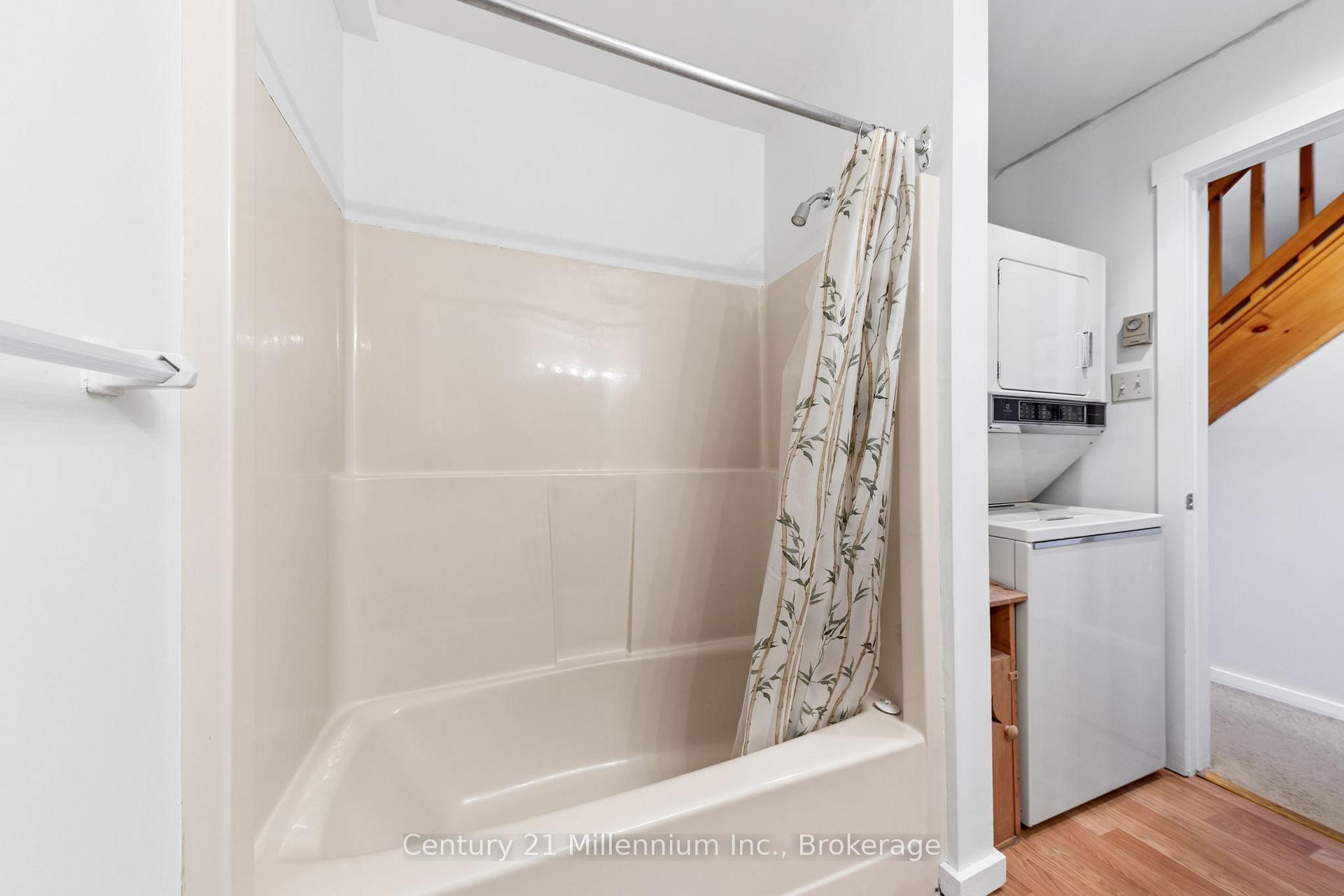 Photo 26 of Unit 7, 467 Oxbow Crescent, Collingwood — HOMEH