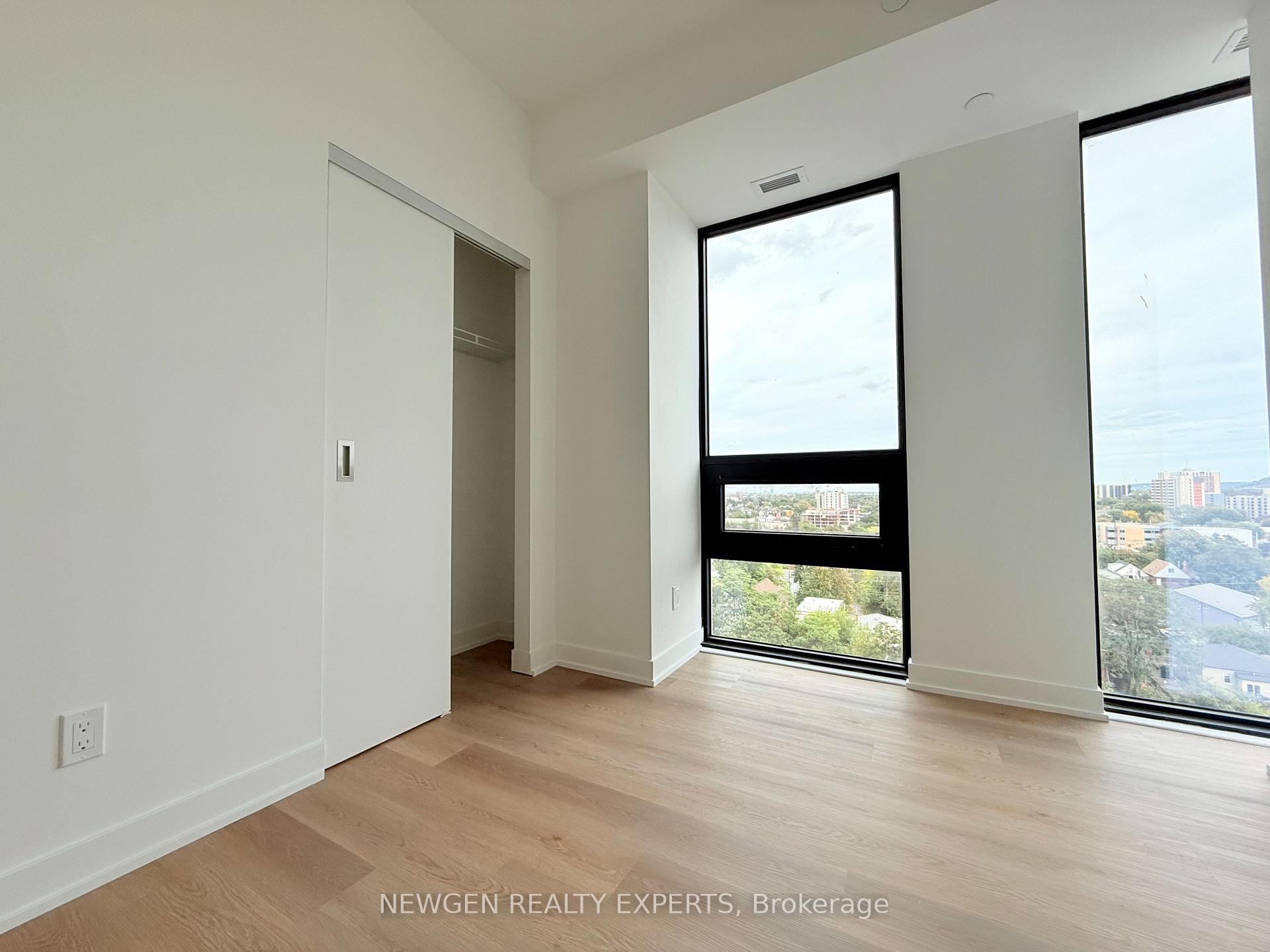 Photo 16 of Unit 1013, 101 John Street N, Hamilton, Beasley — HOMEH