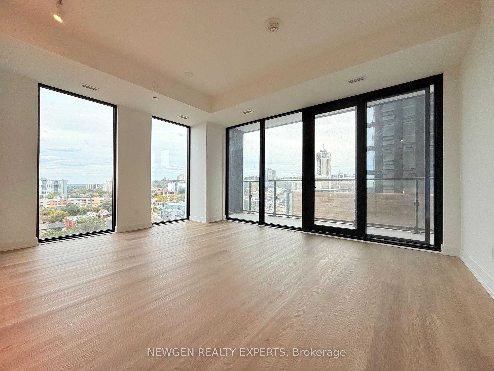 Photo 17 of Unit 1013, 101 John Street N, Hamilton, Beasley — HOMEH