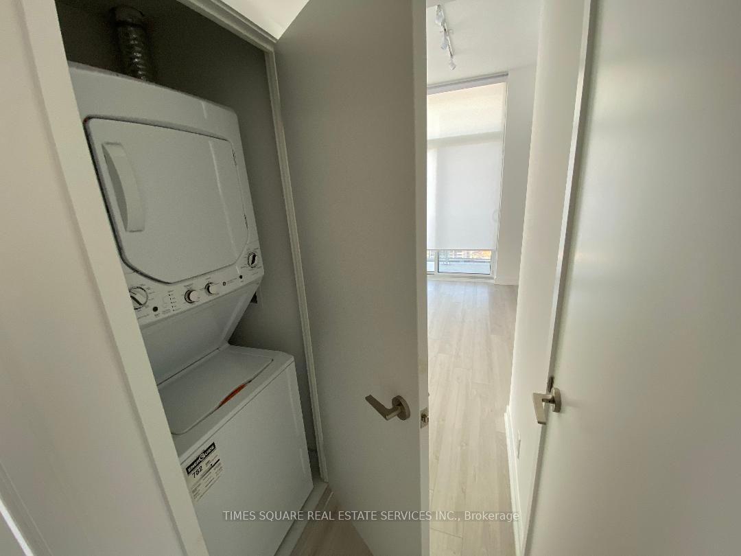 Photo 13 of Unit 2603, 33 Helendale Avenue, Toronto, Yonge-Eglinton — HOMEH