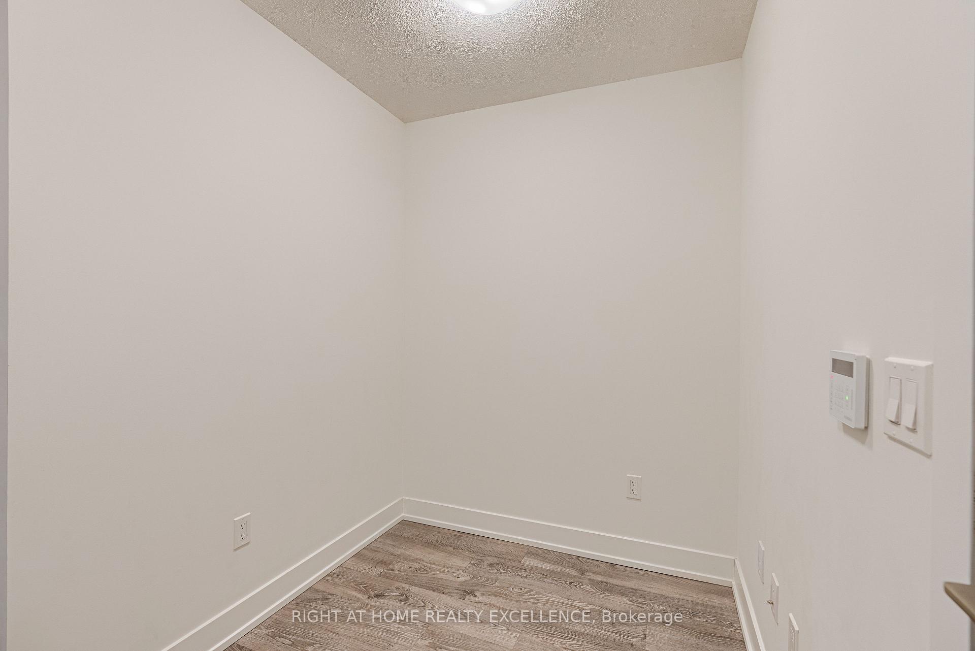 Photo 7 of Unit 2420, 9 Mabelle Avenue, Etobicoke, Islington-City Centre West — HOMEH