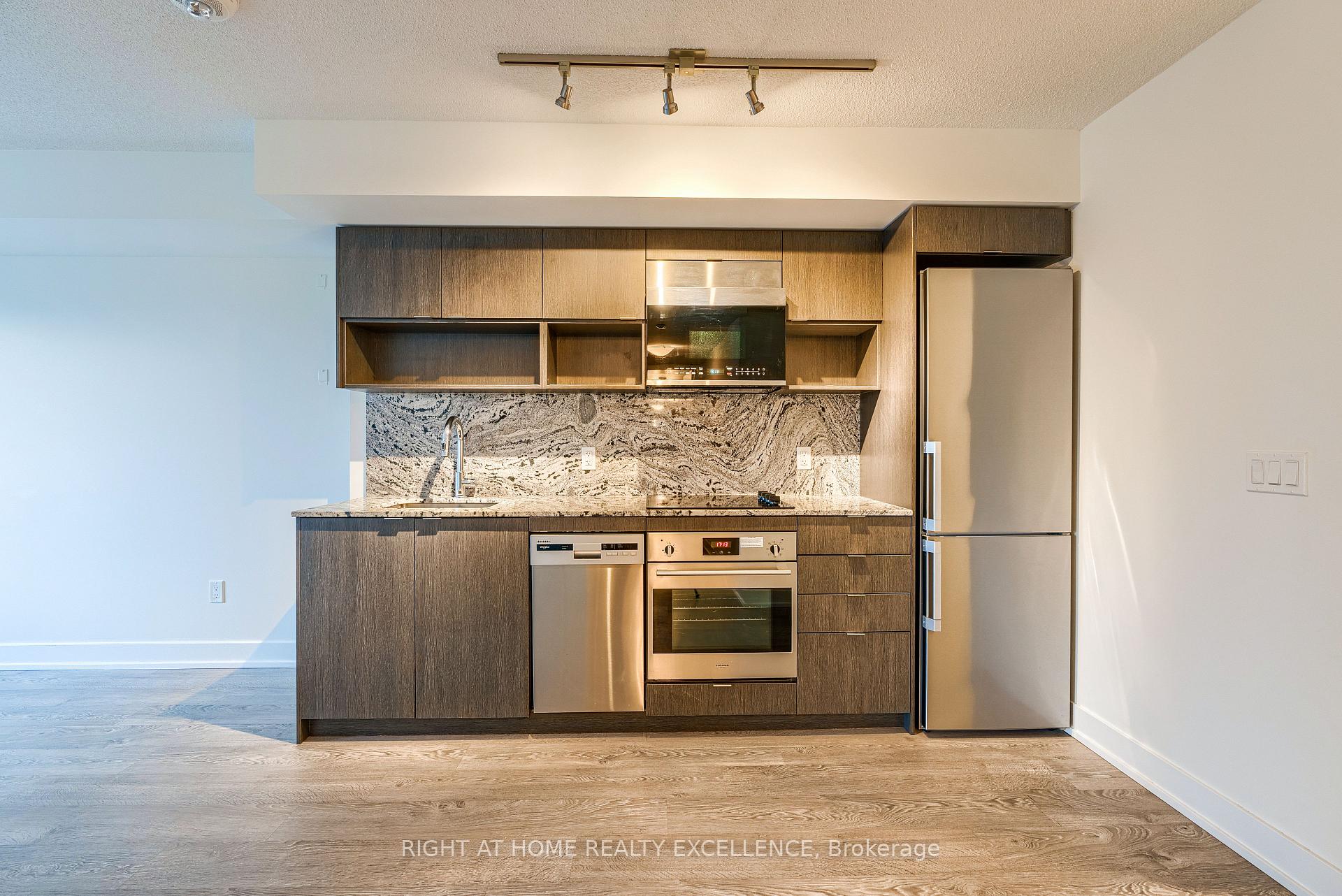 Photo 10 of Unit 2420, 9 Mabelle Avenue, Etobicoke, Islington-City Centre West — HOMEH