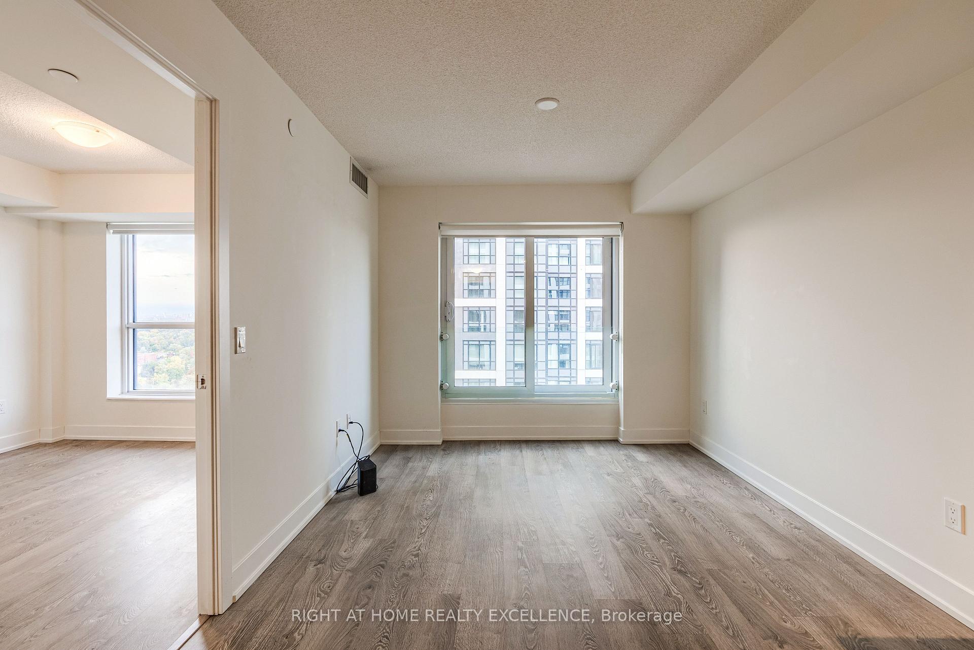 Photo 14 of Unit 2420, 9 Mabelle Avenue, Etobicoke, Islington-City Centre West — HOMEH