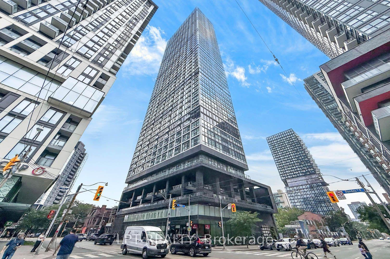 Photo of Unit 807, 181 Dundas Street E