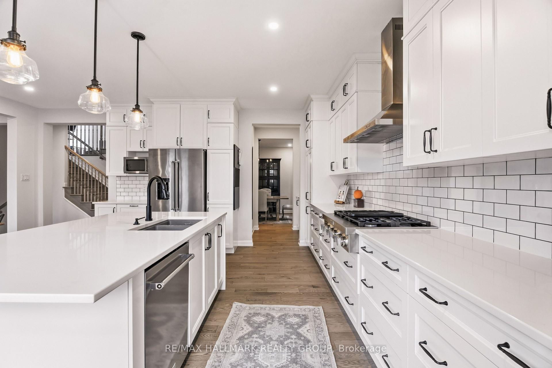 Photo 3 of 709 Coast Circle, Ottawa, Mahogany Community — HOMEH