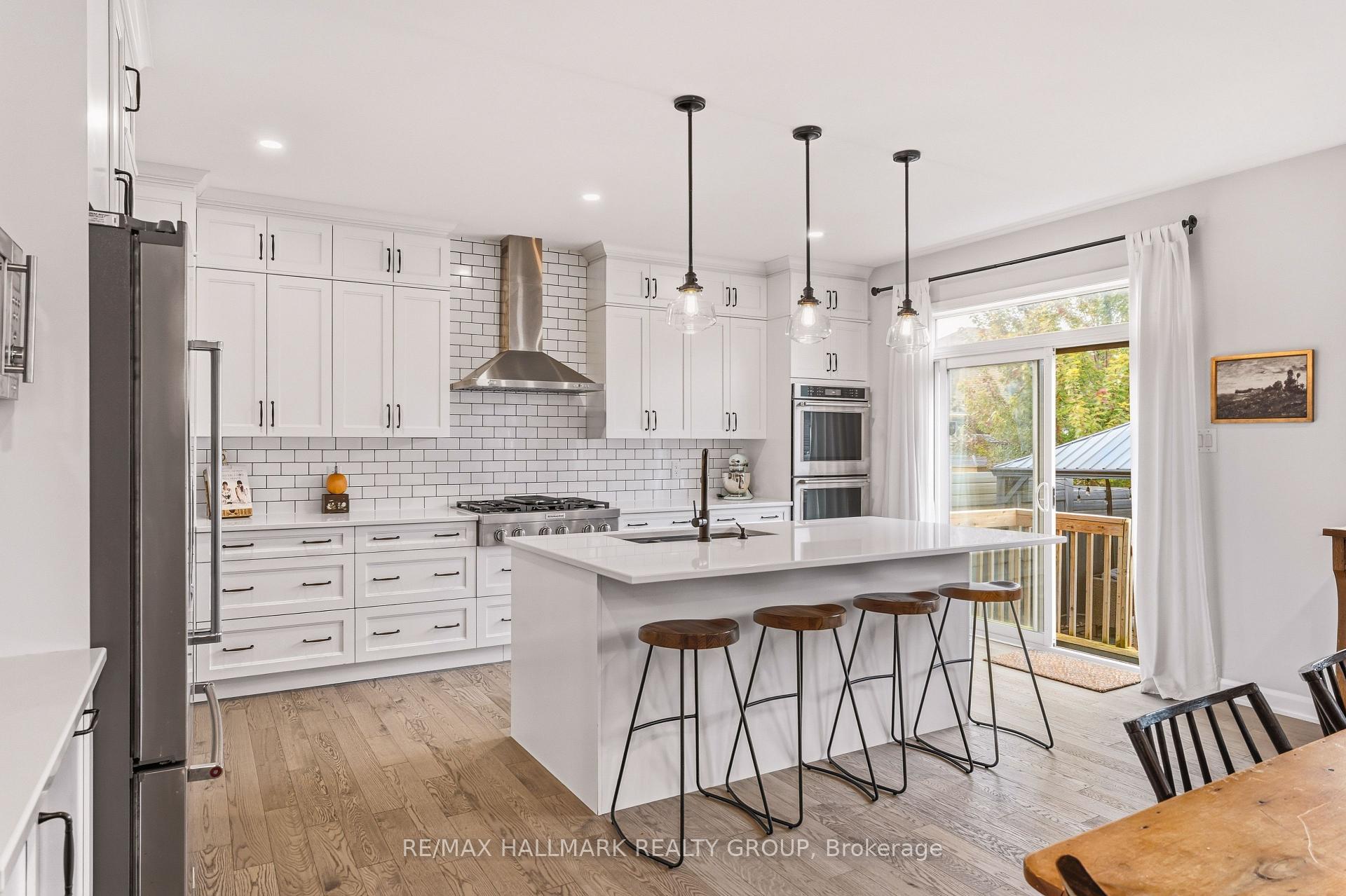 Photo 9 of 709 Coast Circle, Ottawa, Mahogany Community — HOMEH