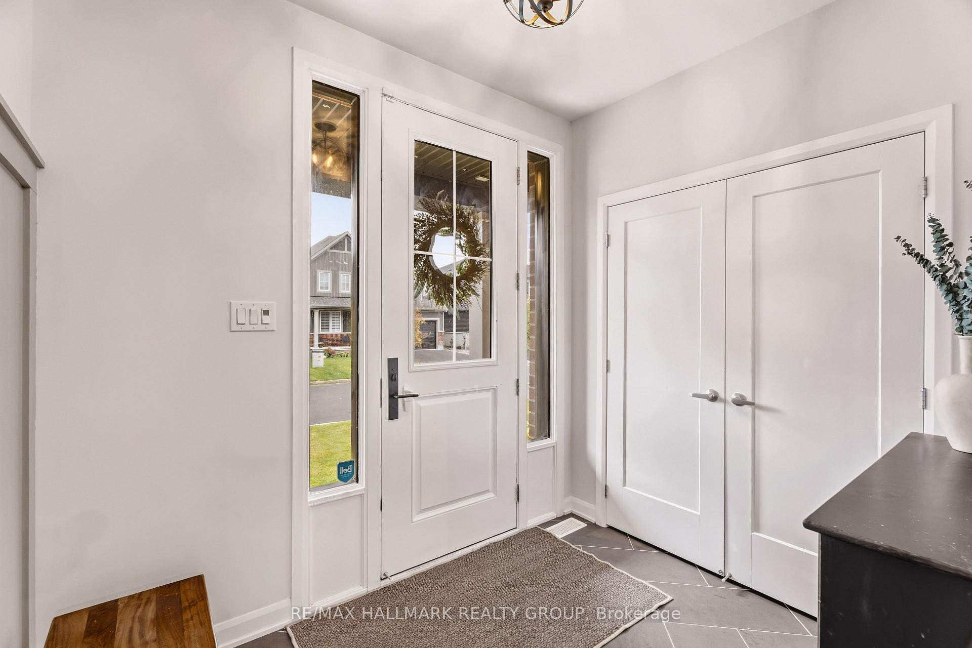 Photo 20 of 709 Coast Circle, Ottawa, Mahogany Community — HOMEH