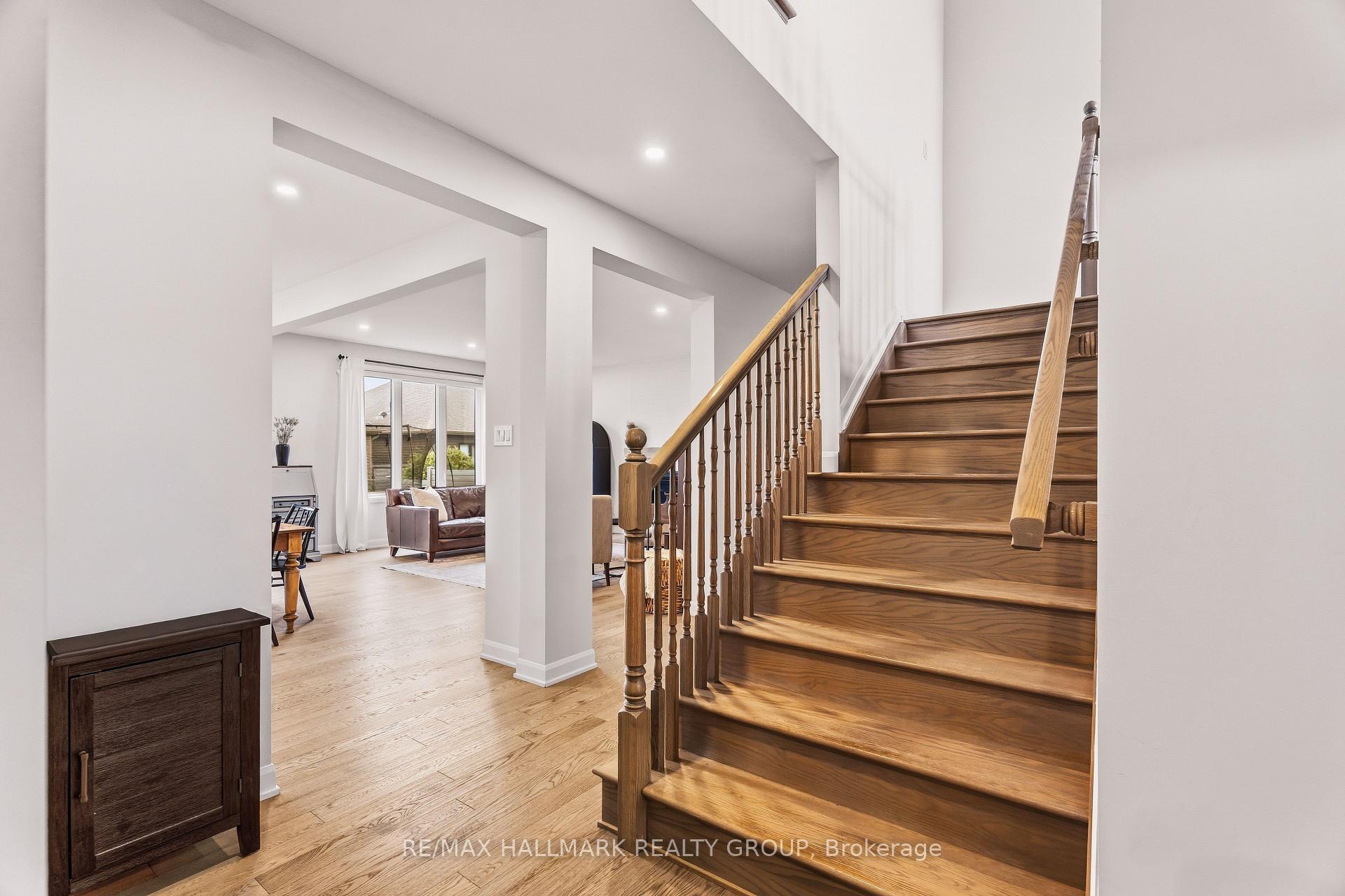 Photo 24 of 709 Coast Circle, Ottawa, Mahogany Community — HOMEH