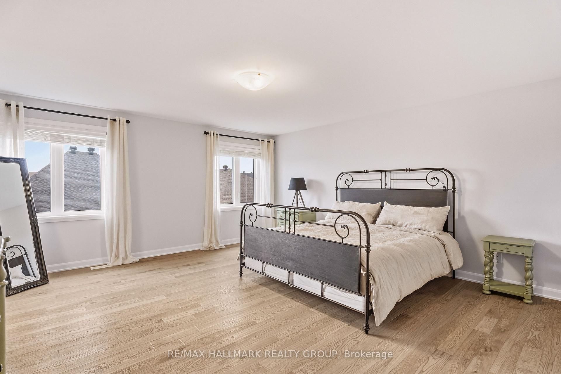 Photo 29 of 709 Coast Circle, Ottawa, Mahogany Community — HOMEH