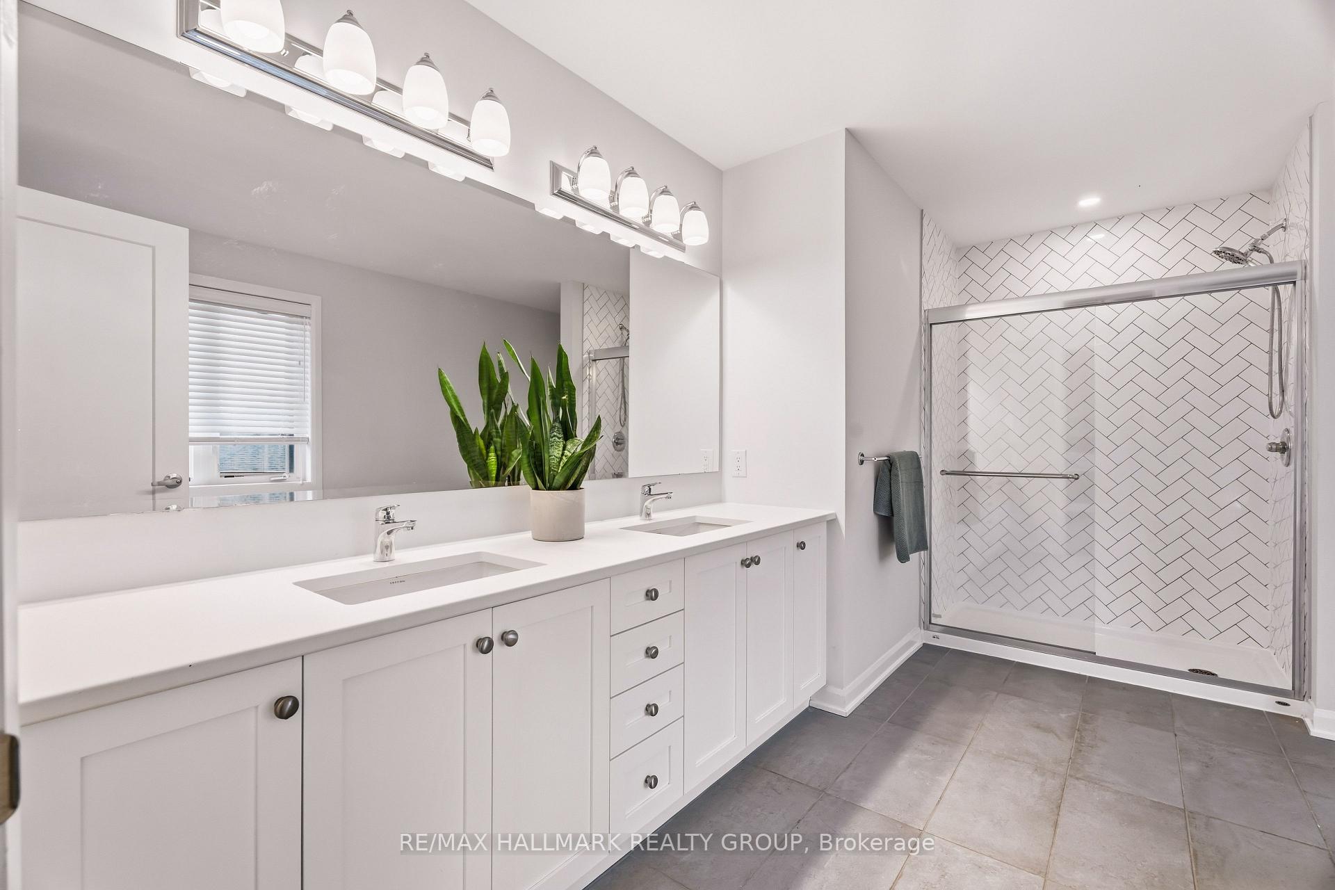 Photo 31 of 709 Coast Circle, Ottawa, Mahogany Community — HOMEH
