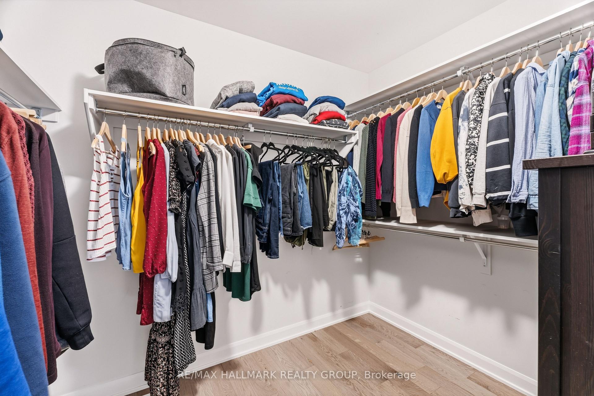 Photo 33 of 709 Coast Circle, Ottawa, Mahogany Community — HOMEH