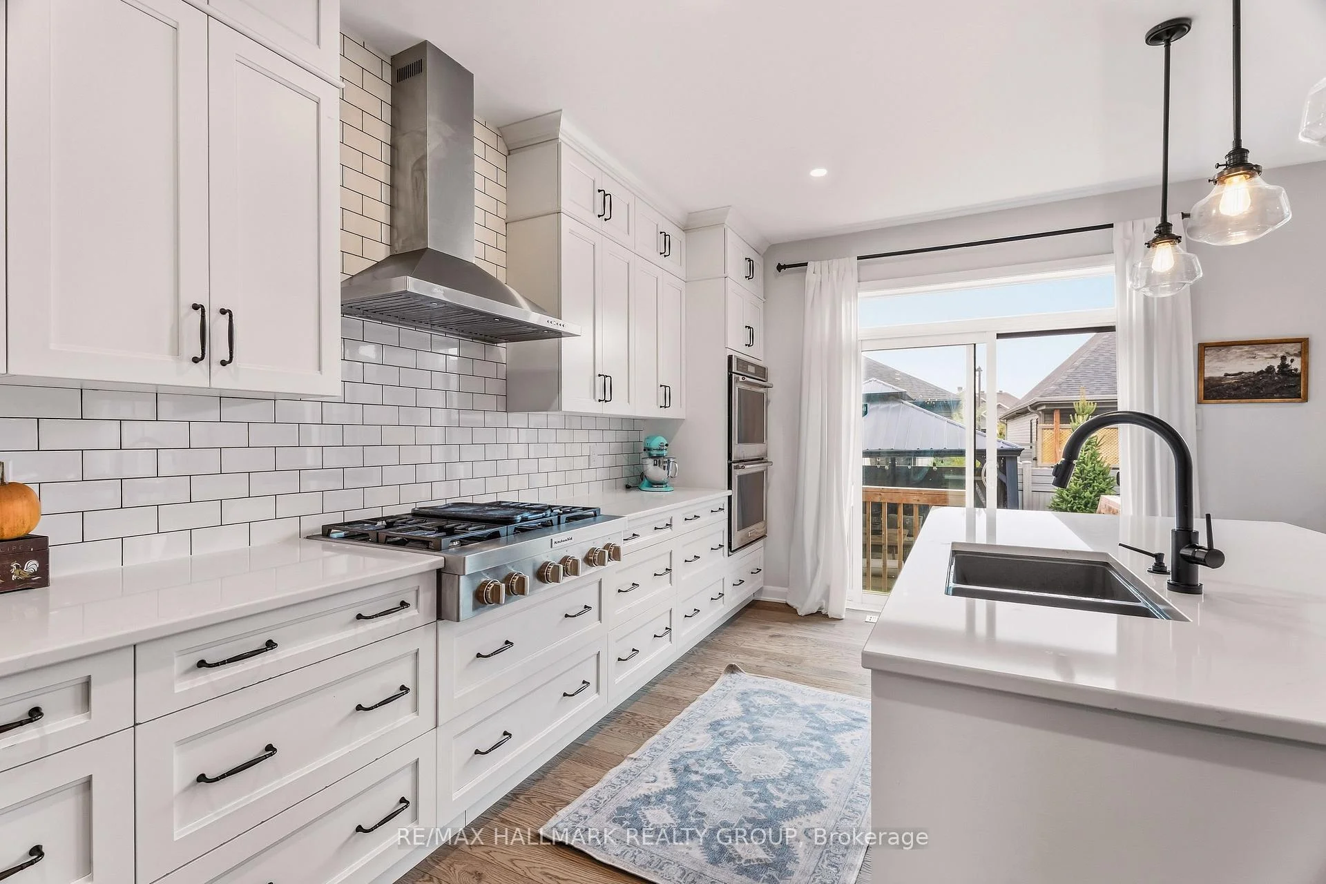 Photo 5 of 709 Coast Circle, Ottawa, Mahogany Community — HOMEH