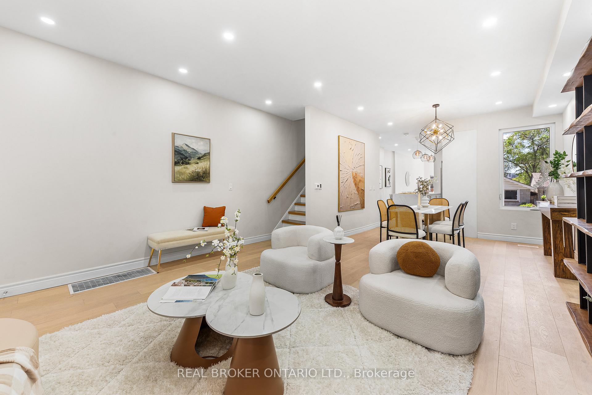 Photo 5 of 806 Gladstone Avenue, Toronto, Dovercourt-Wallace Emerson-Junction — HOMEH