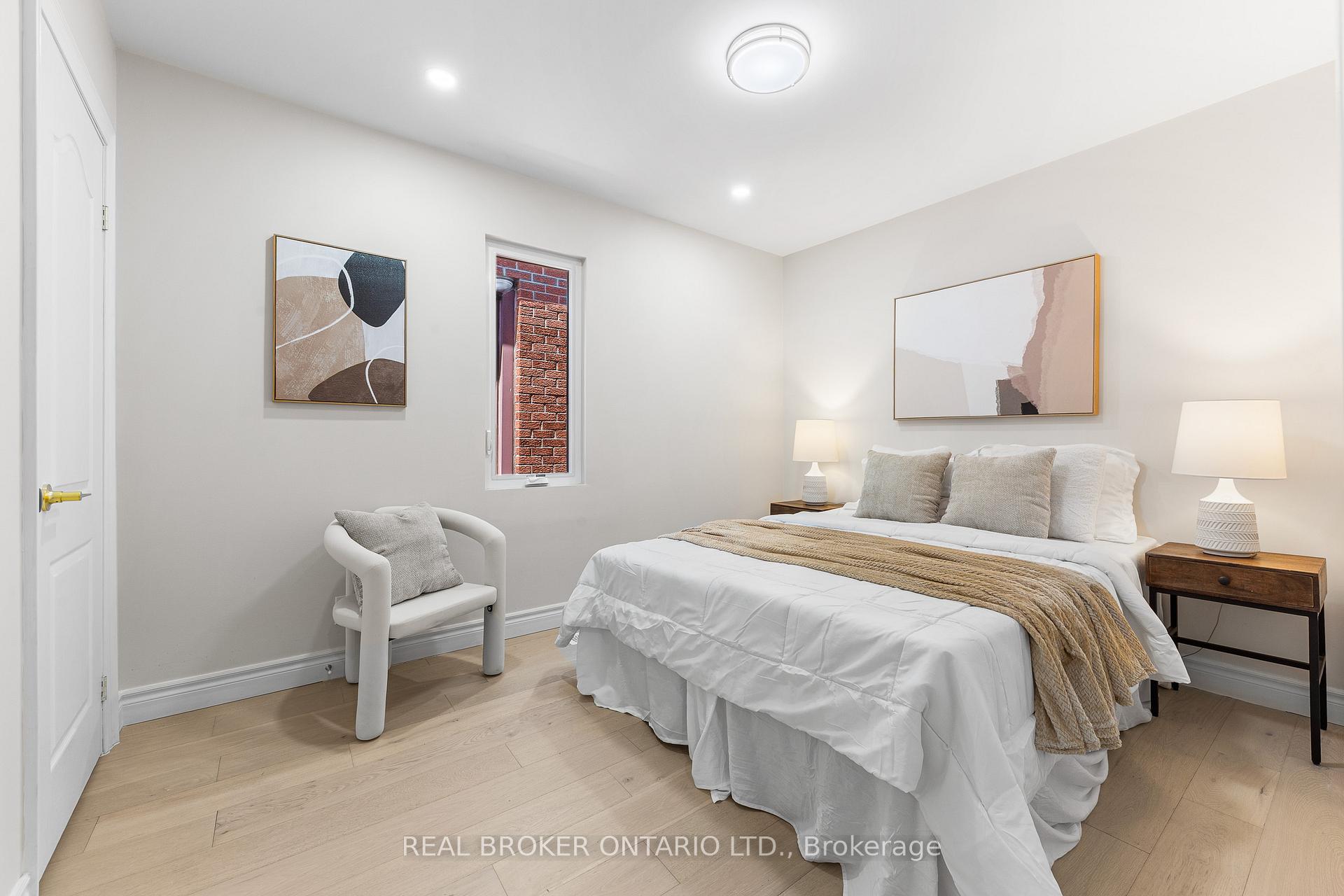 Photo 21 of 806 Gladstone Avenue, Toronto, Dovercourt-Wallace Emerson-Junction — HOMEH