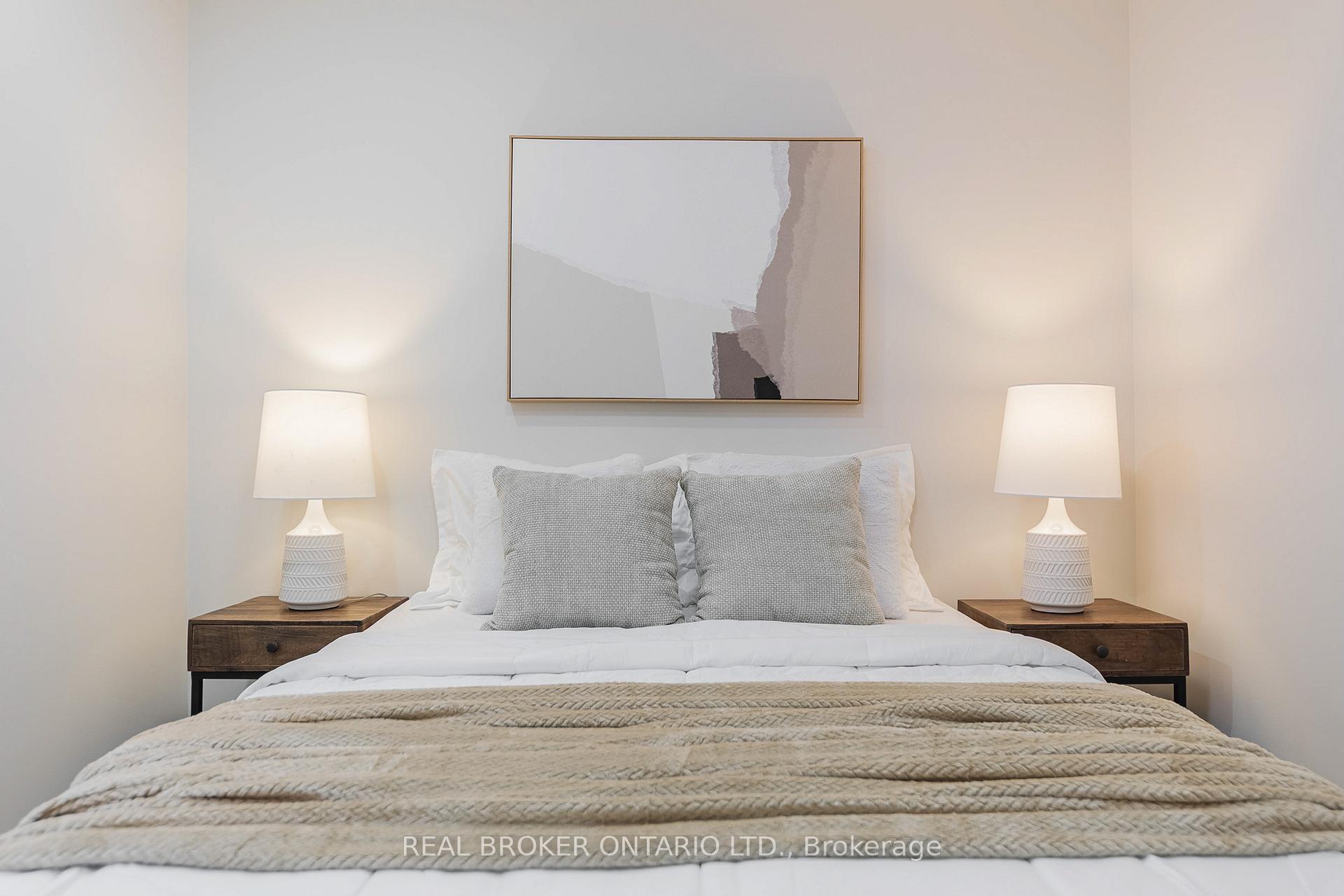 Photo 25 of 806 Gladstone Avenue, Toronto, Dovercourt-Wallace Emerson-Junction — HOMEH