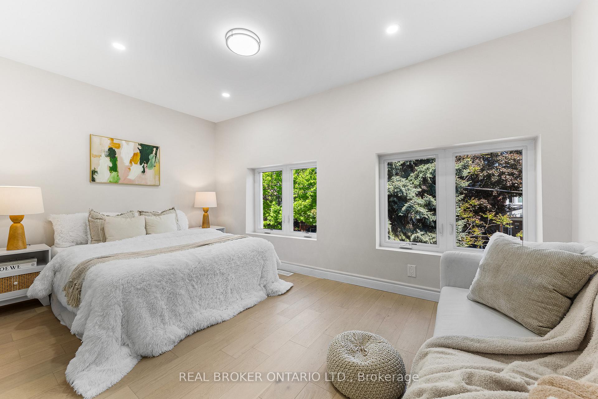 Photo 27 of 806 Gladstone Avenue, Toronto, Dovercourt-Wallace Emerson-Junction — HOMEH