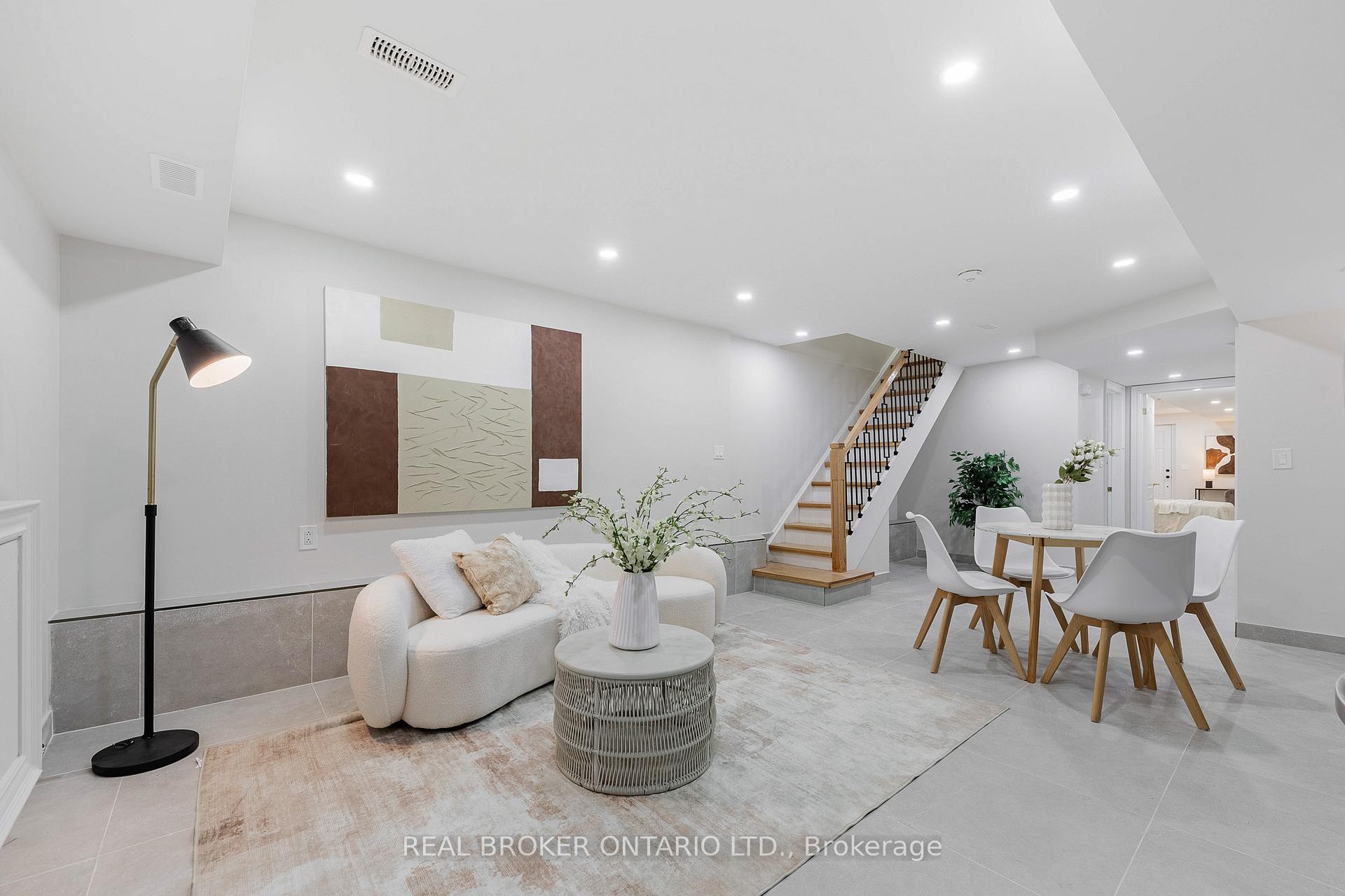 Photo 32 of 806 Gladstone Avenue, Toronto, Dovercourt-Wallace Emerson-Junction — HOMEH