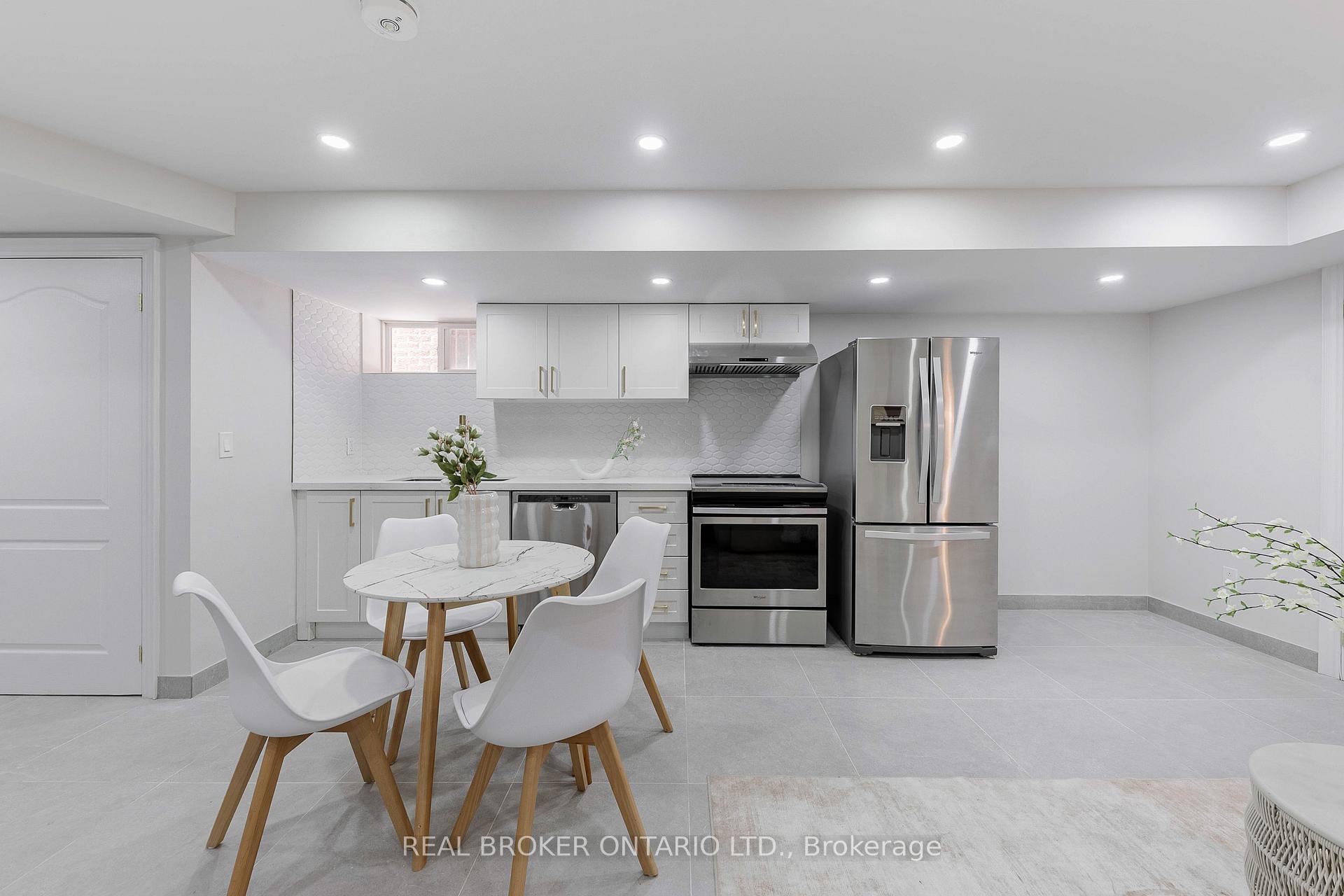 Photo 38 of 806 Gladstone Avenue, Toronto, Dovercourt-Wallace Emerson-Junction — HOMEH