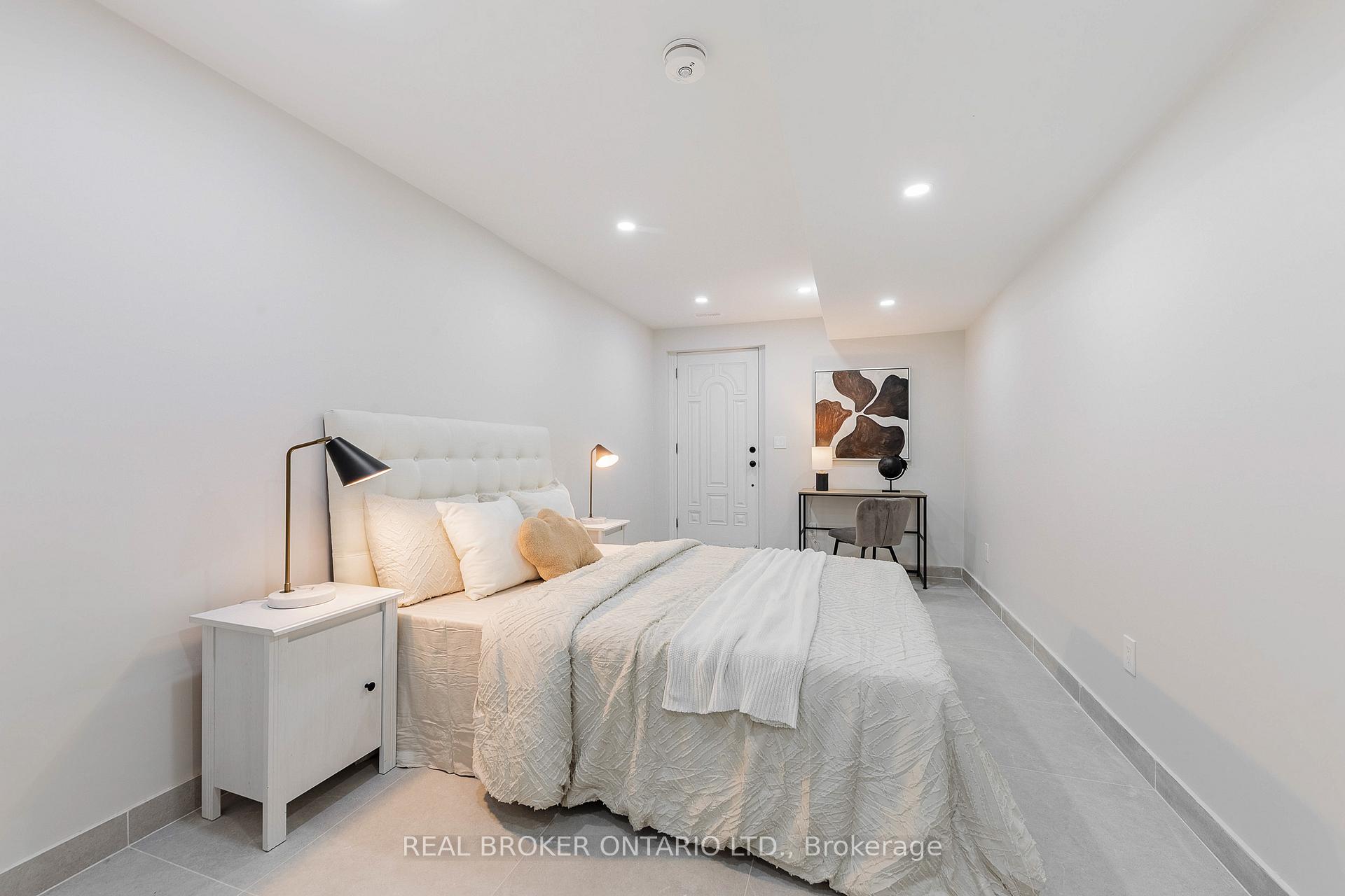 Photo 39 of 806 Gladstone Avenue, Toronto, Dovercourt-Wallace Emerson-Junction — HOMEH